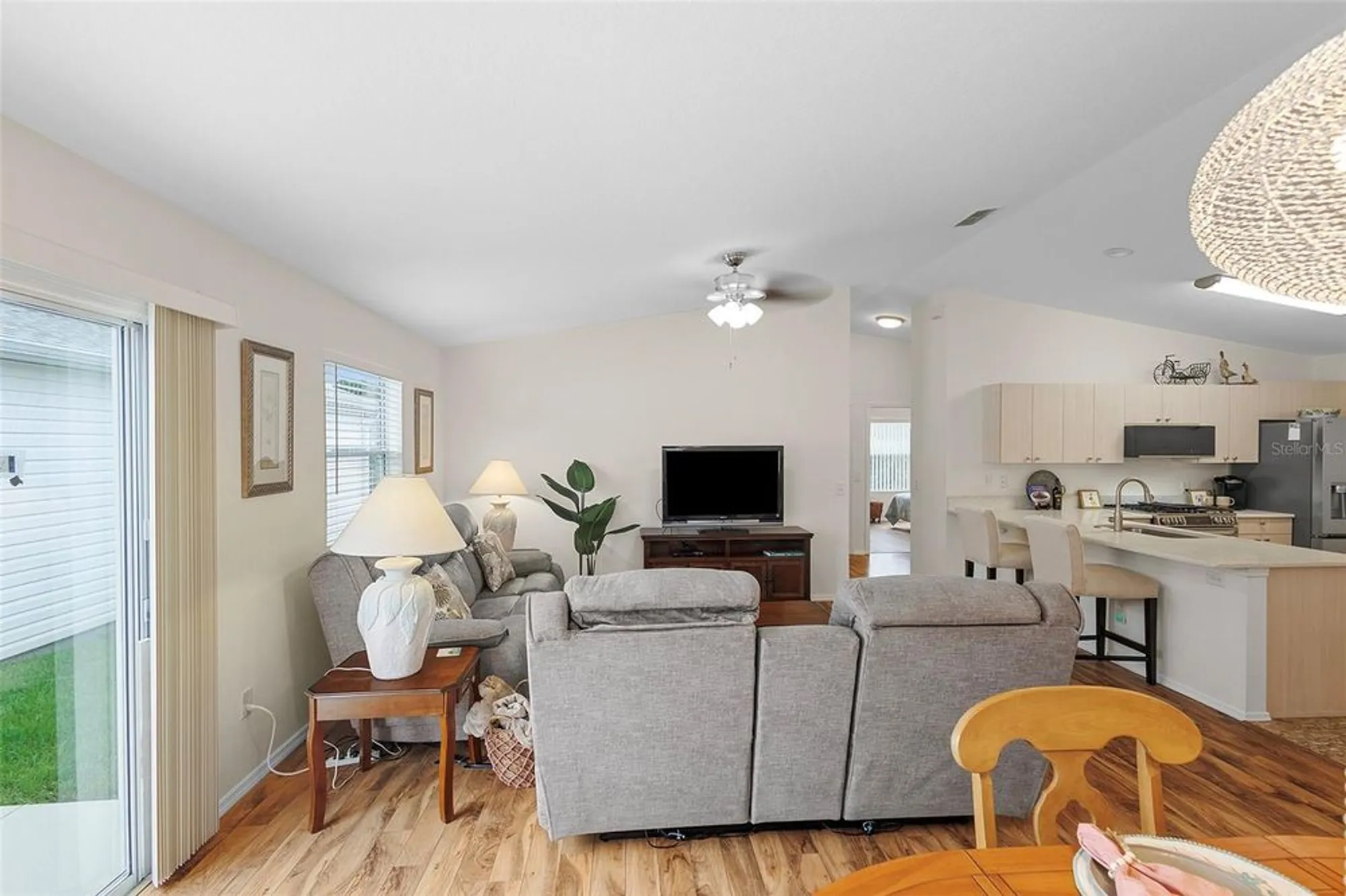 Property Slideshow image 17 of 48 | 2913 barboza dr, The Villages, FL, 32162