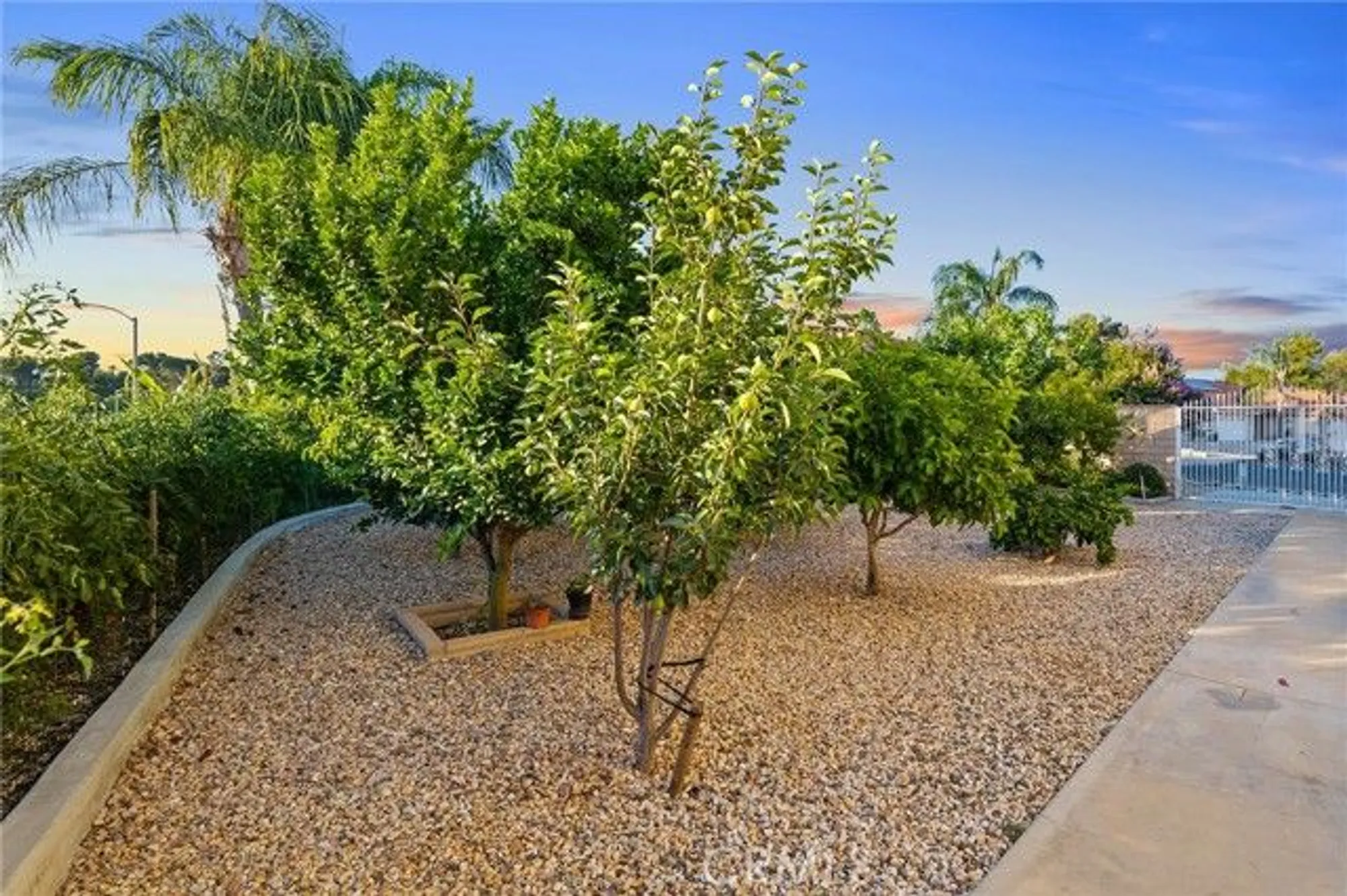 Property Slideshow image 38 of 50 | 2157 pecan tree st, Hemet, CA, 92545