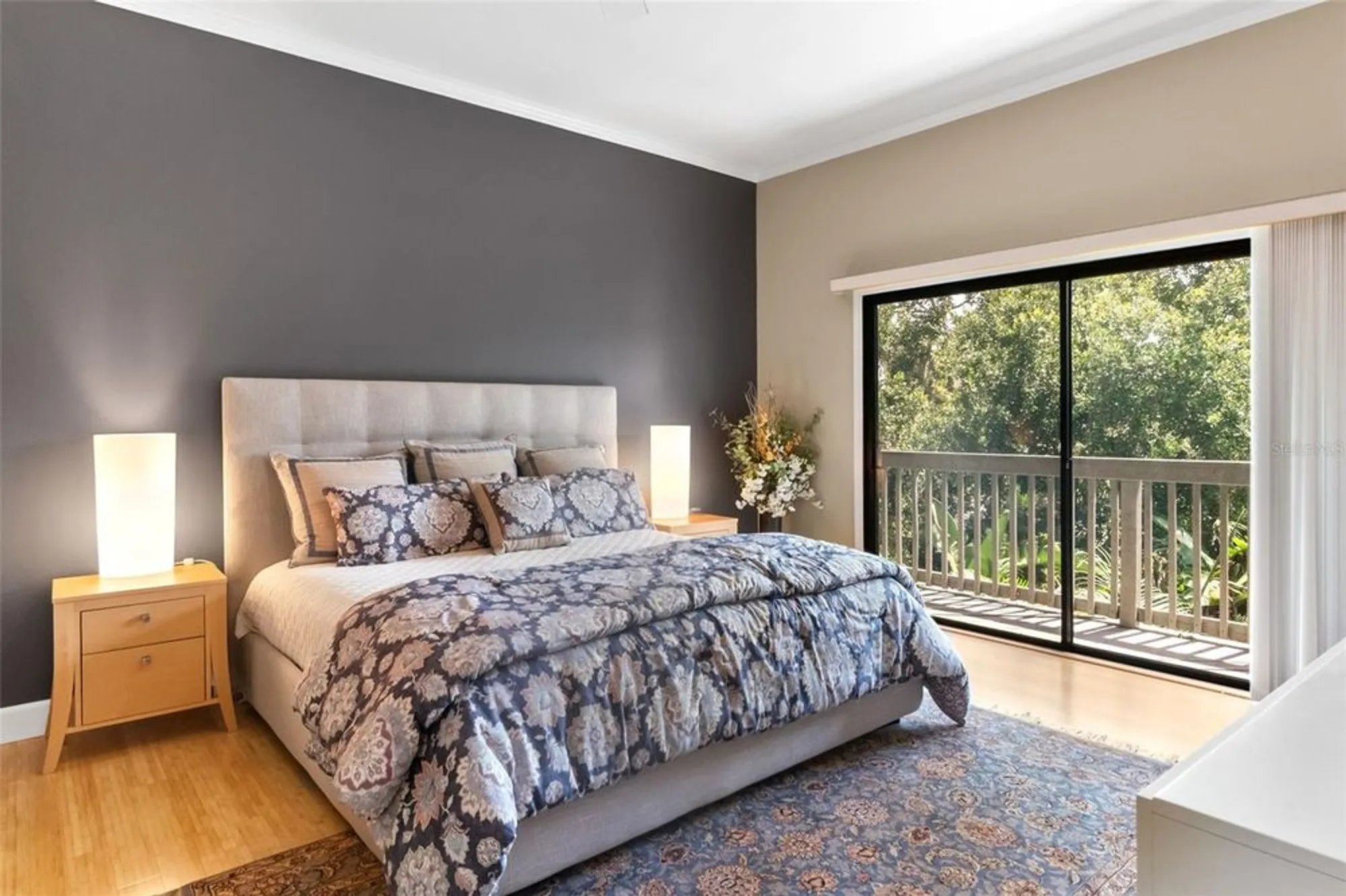 Property Slideshow image 33 of 69 | 1347 landings dr 6, Sarasota, FL, 34231