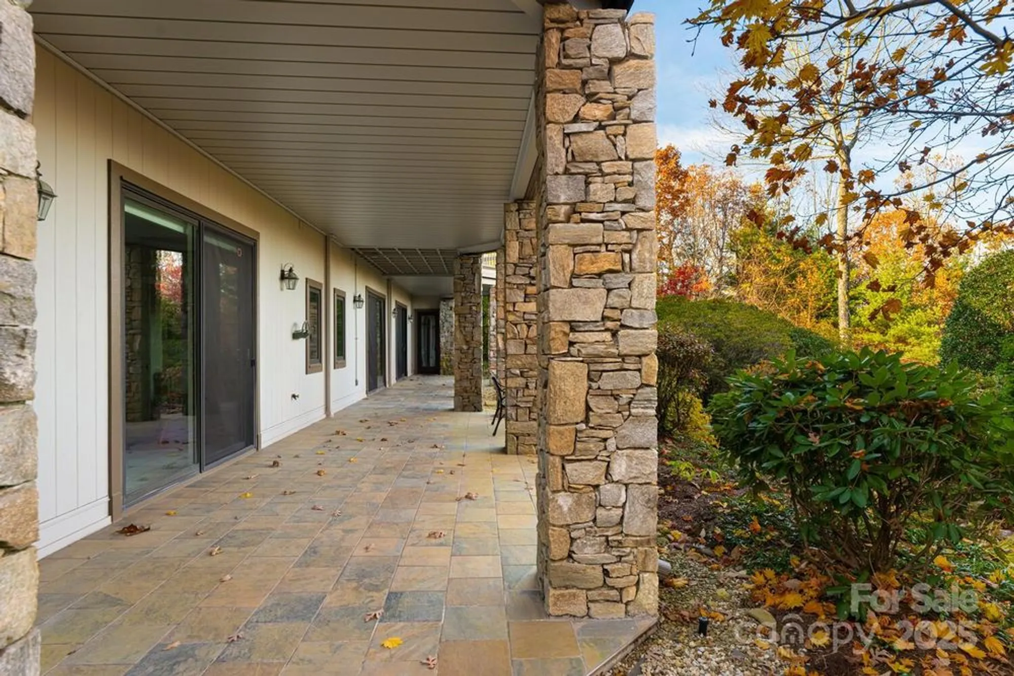 Property Slideshow image 44 of 48 | 106 woodglen ct, Flat Rock, NC, 28731