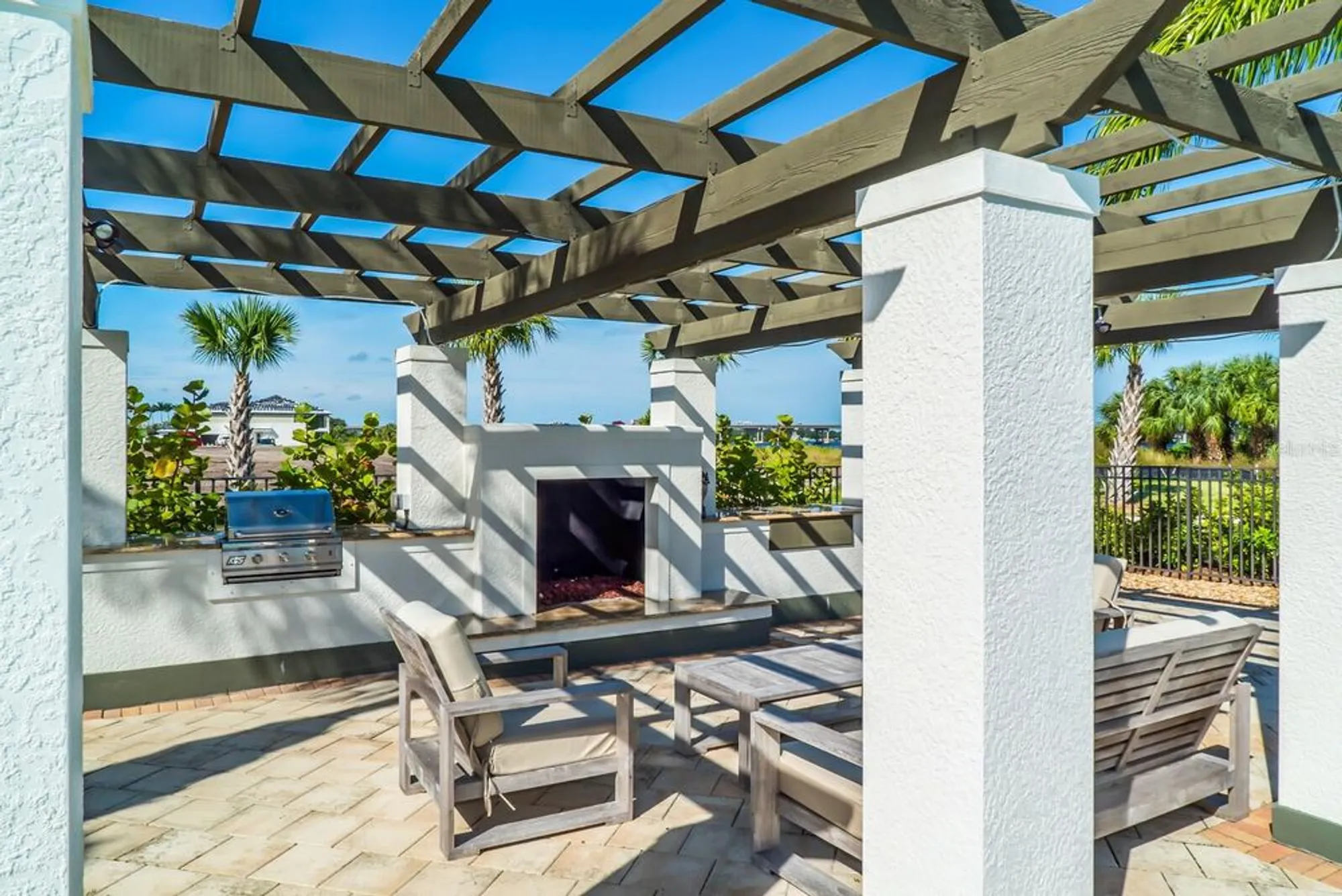 Property Slideshow image 72 of 94 | 5209 lake overlook ave, Bradenton, FL, 34208