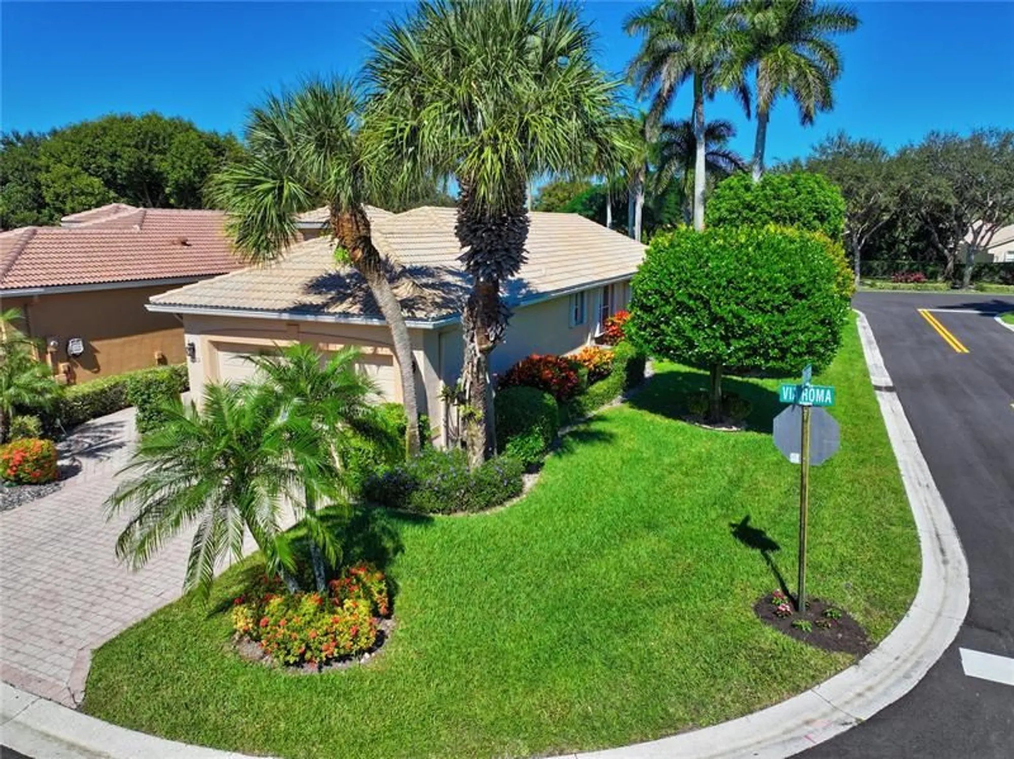 Property Slideshow image 30 of 50 | 6723 via roma, Delray Beach, FL, 33446