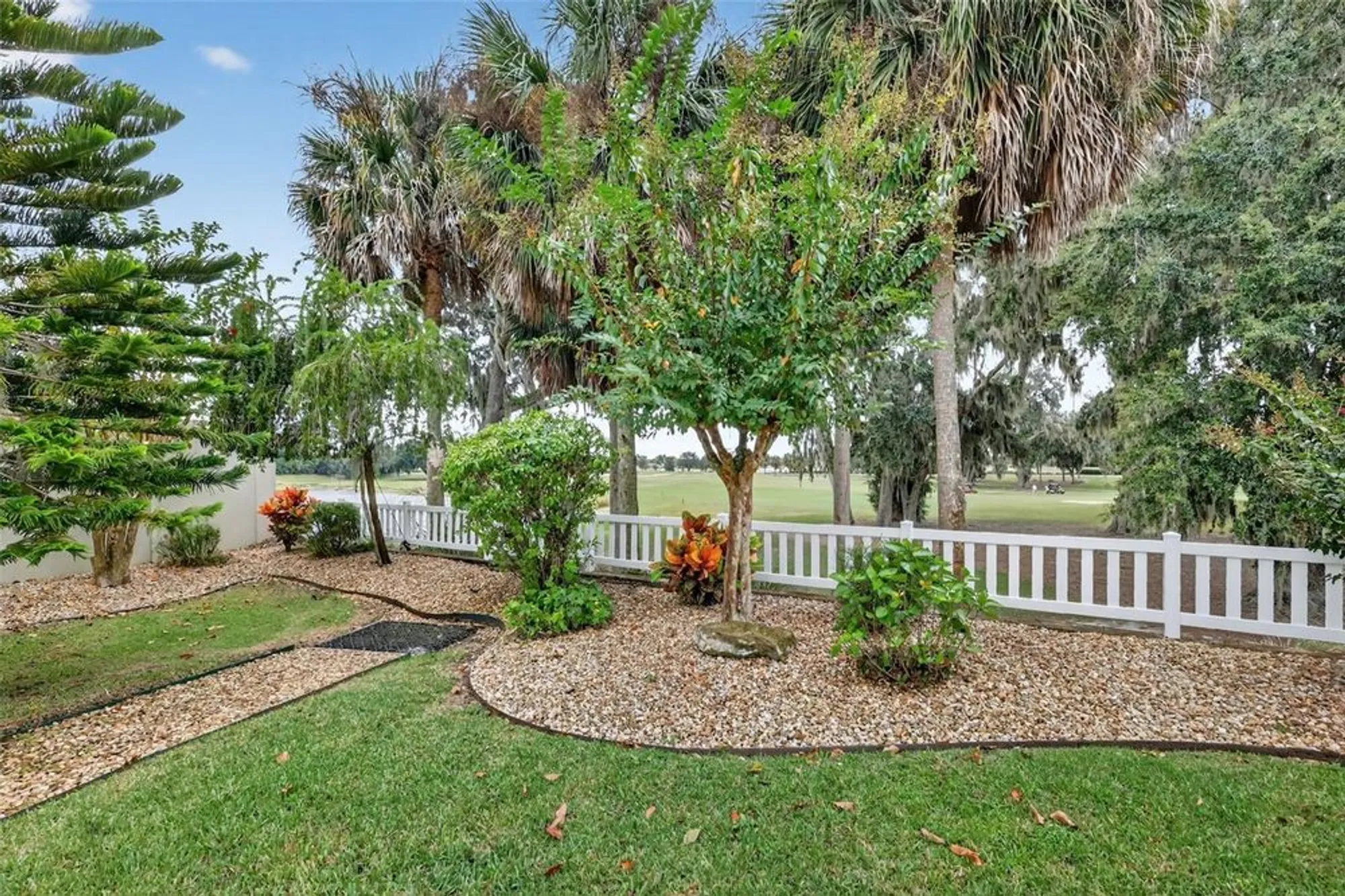 Property Slideshow image 34 of 47 | 1562 conway ct, The Villages, FL, 32162
