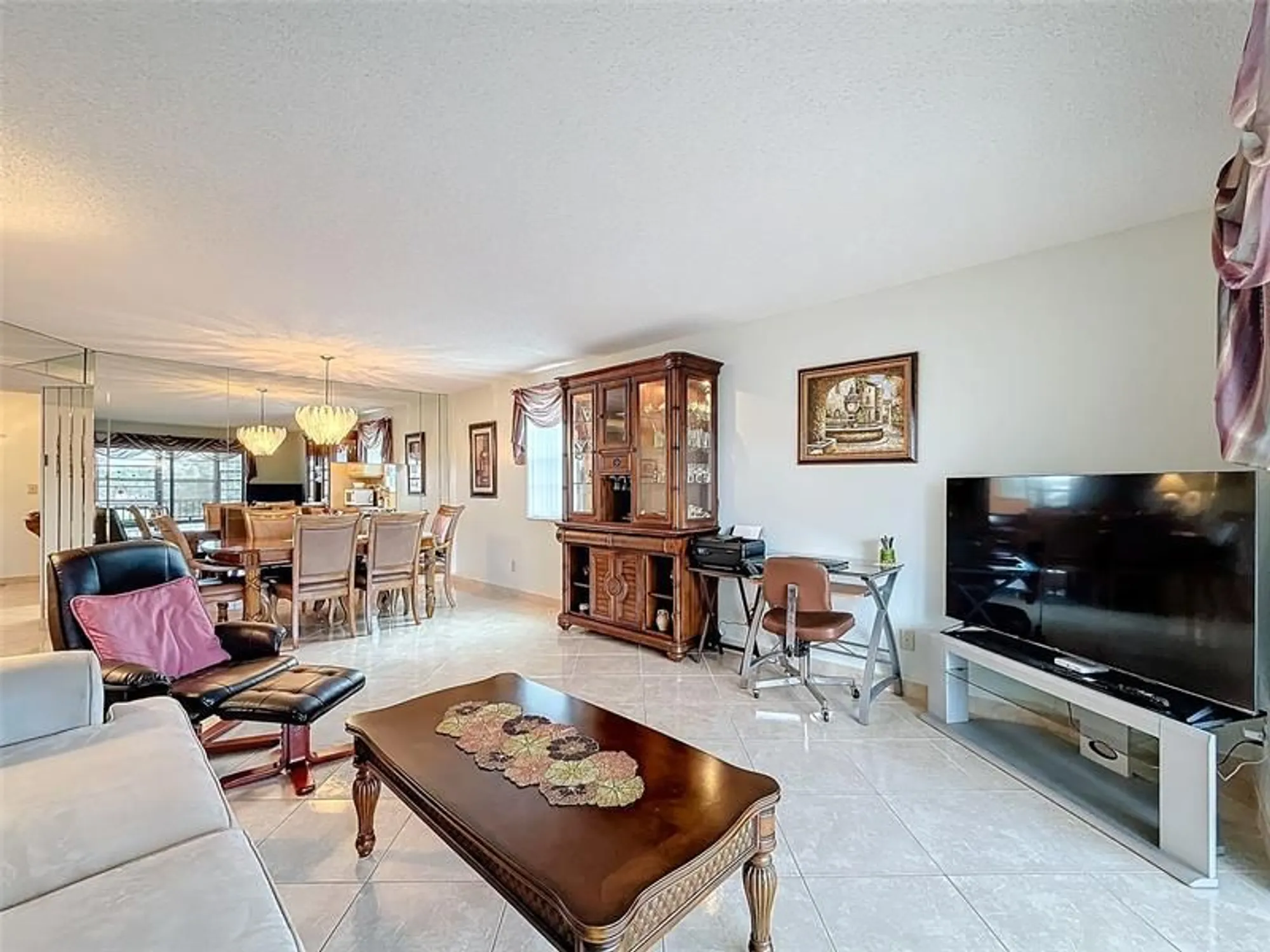 Property Slideshow image 29 of 62 | 4930 e sabal palm blvd 301, Tamarac, FL, 33319