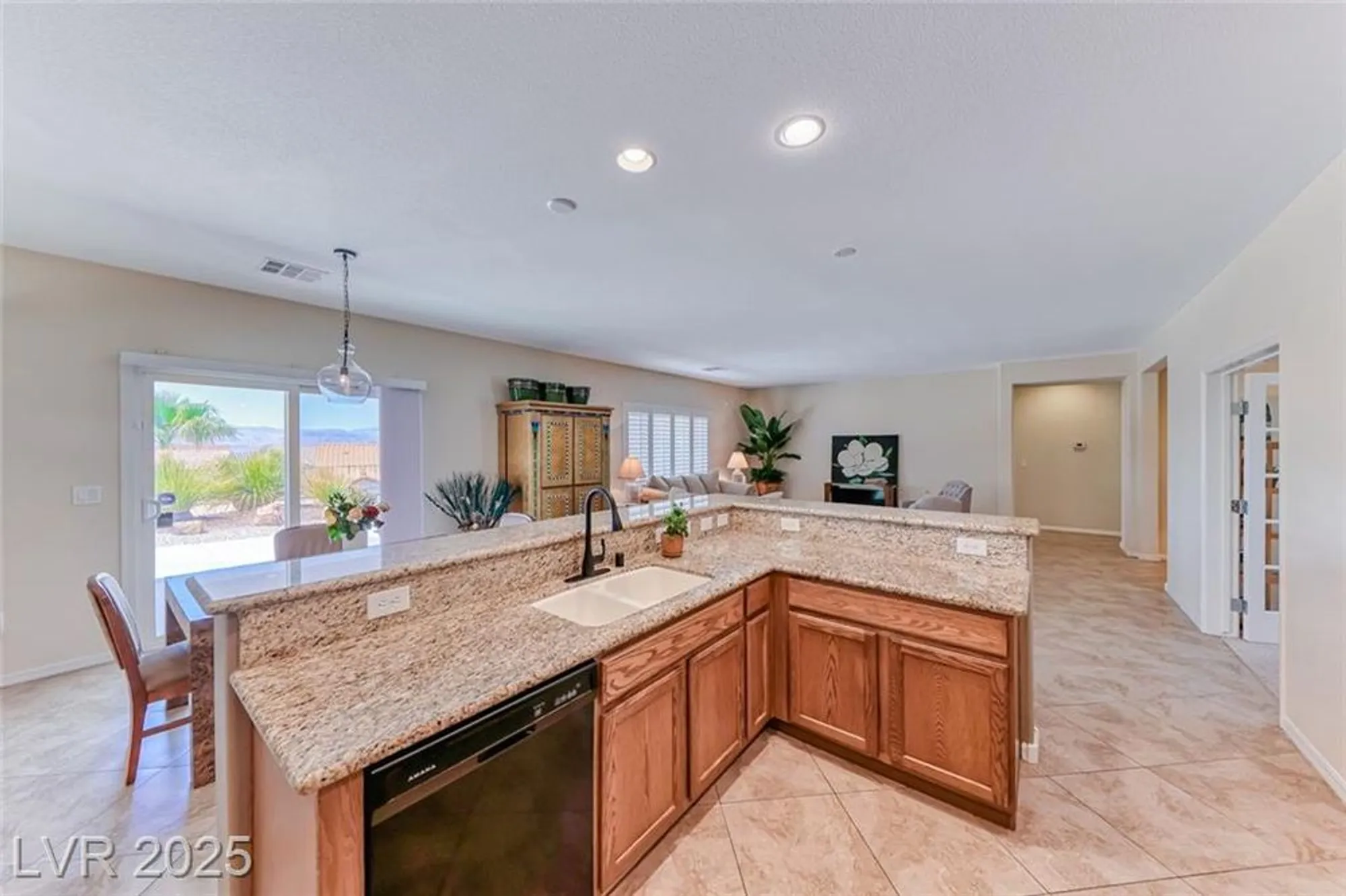 Property Slideshow image 13 of 55 | 2377 baldwinville ct, Henderson, NV, 89044