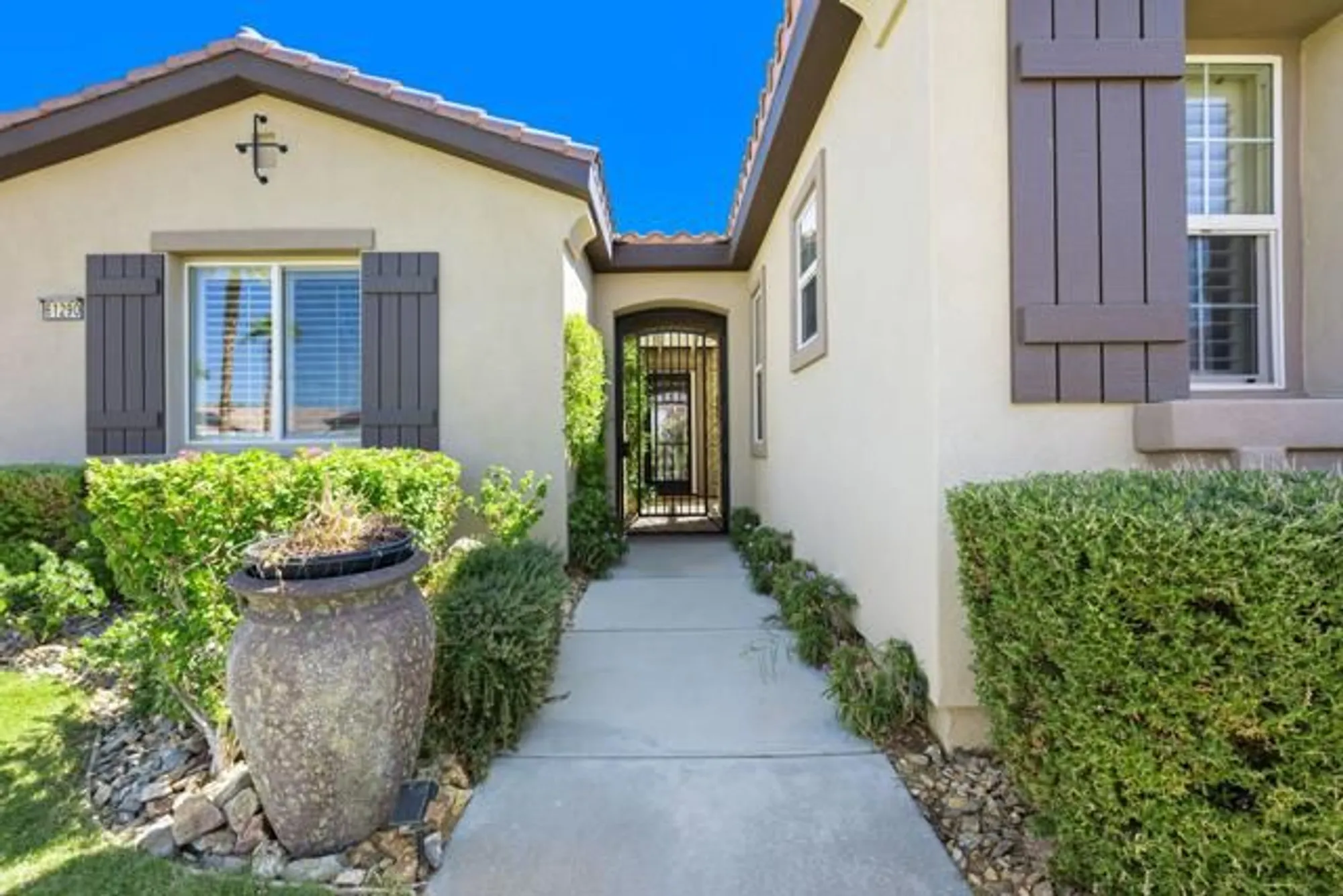 Property Slideshow image 5 of 103 | 61290 living stone dr, La Quinta, CA, 92253