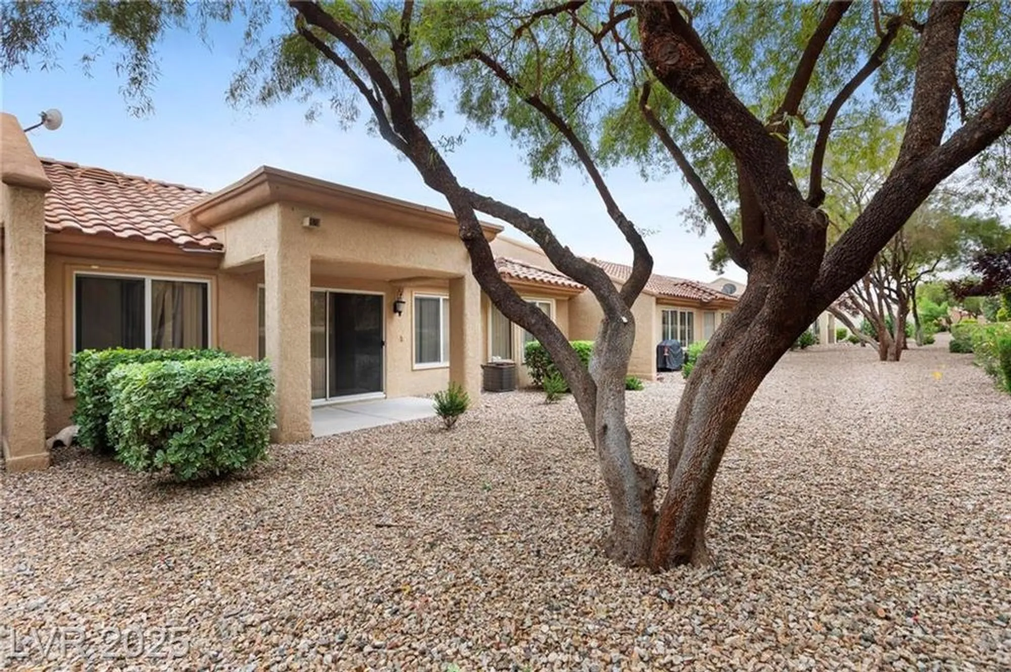 Property Slideshow image 5 of 29 | 2231 hallston st, Las Vegas, NV, 89134