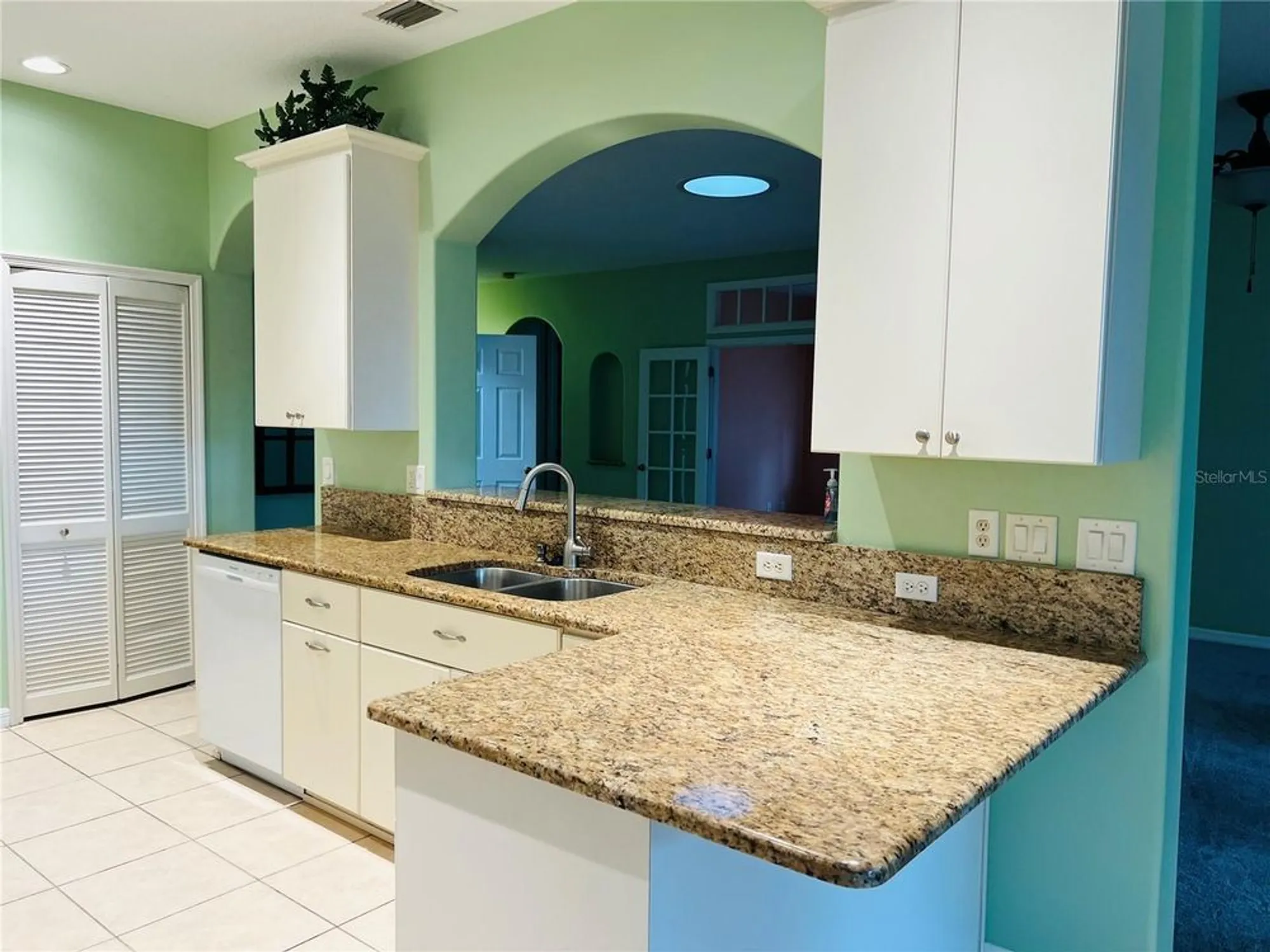 Property Slideshow image 6 of 16 | 5446 sea leopard st, Tavares, FL, 32778