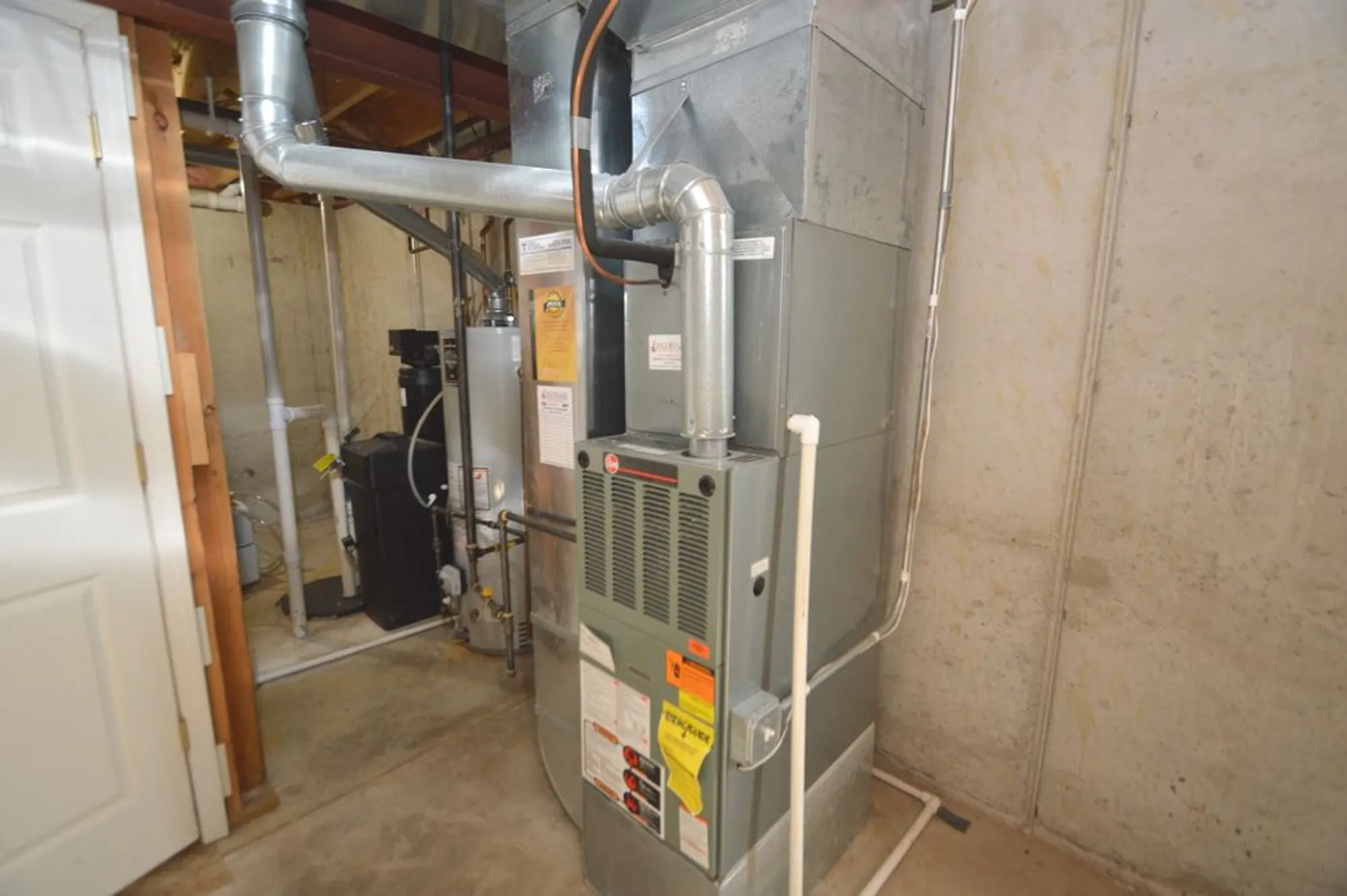 Property Slideshow image 20 of 27 | 733 s mecosta ln, Romeoville, IL, 60446