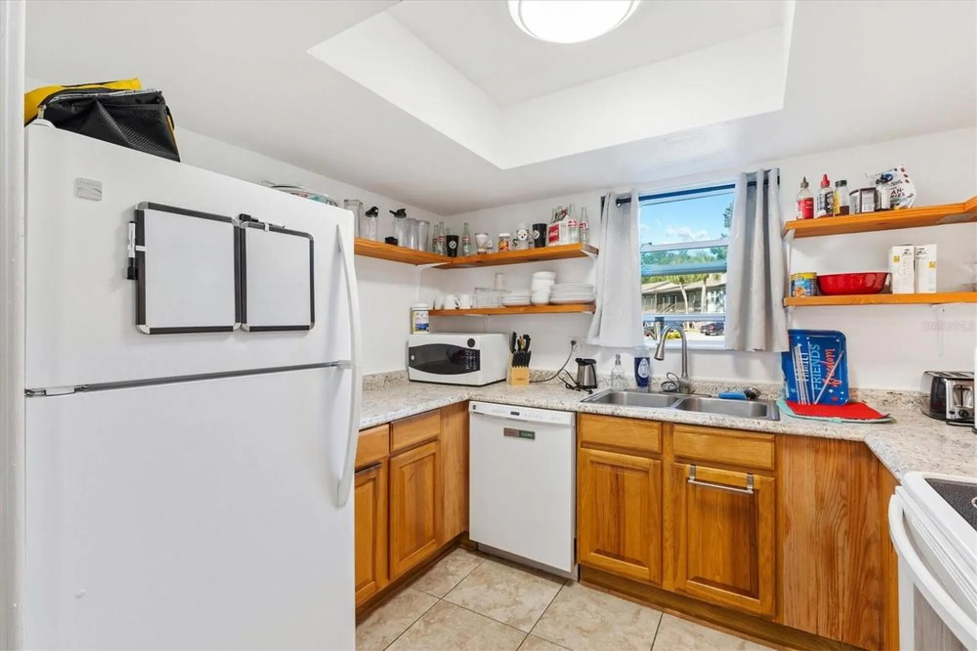 Property Slideshow image 5 of 22 | 13103 sandalwood dr # 13103, Wildwood, FL, 34785
