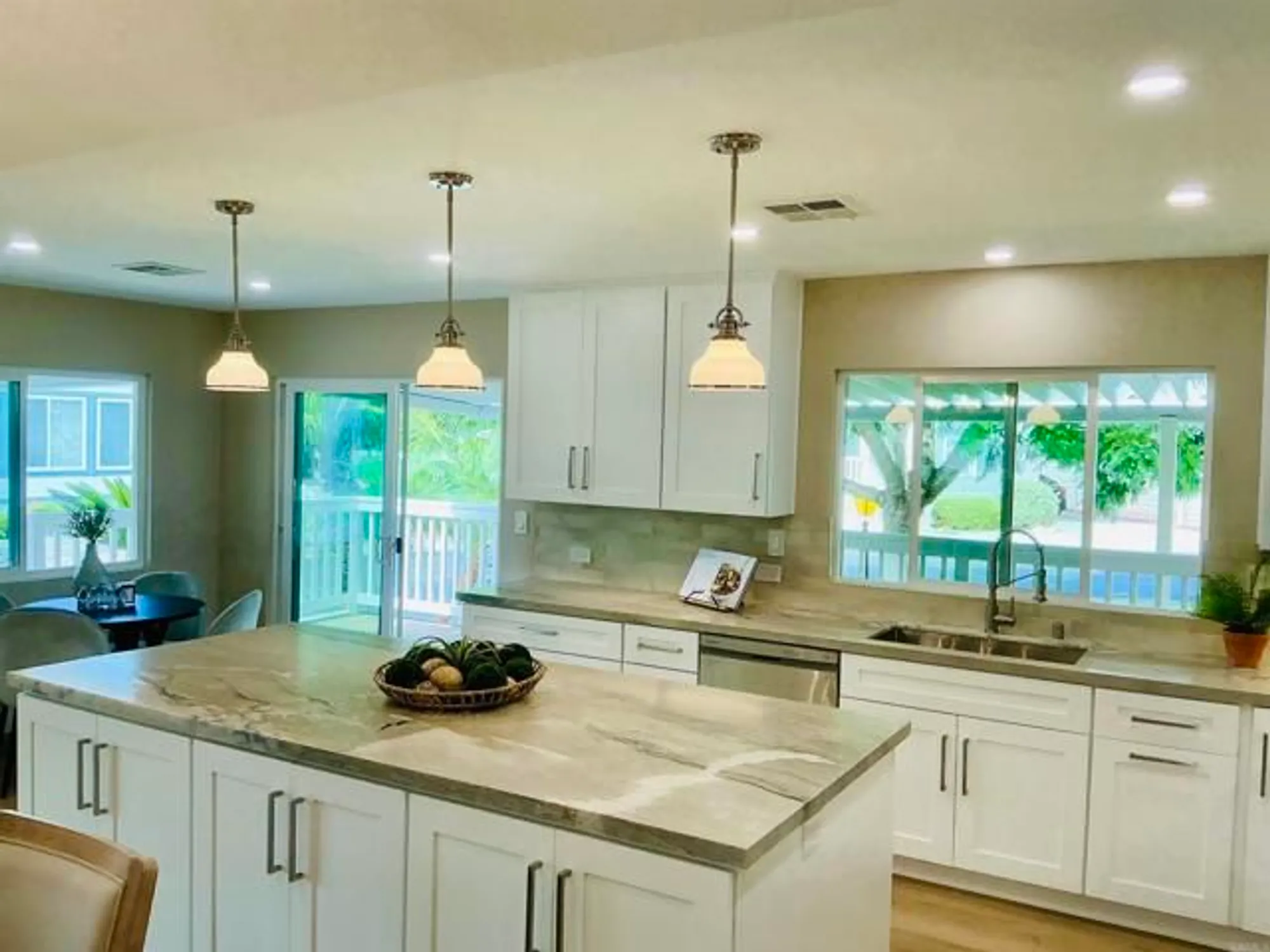 Property Slideshow image 16 of 74 | 3445 don ortega dr, Carlsbad, CA, 92010