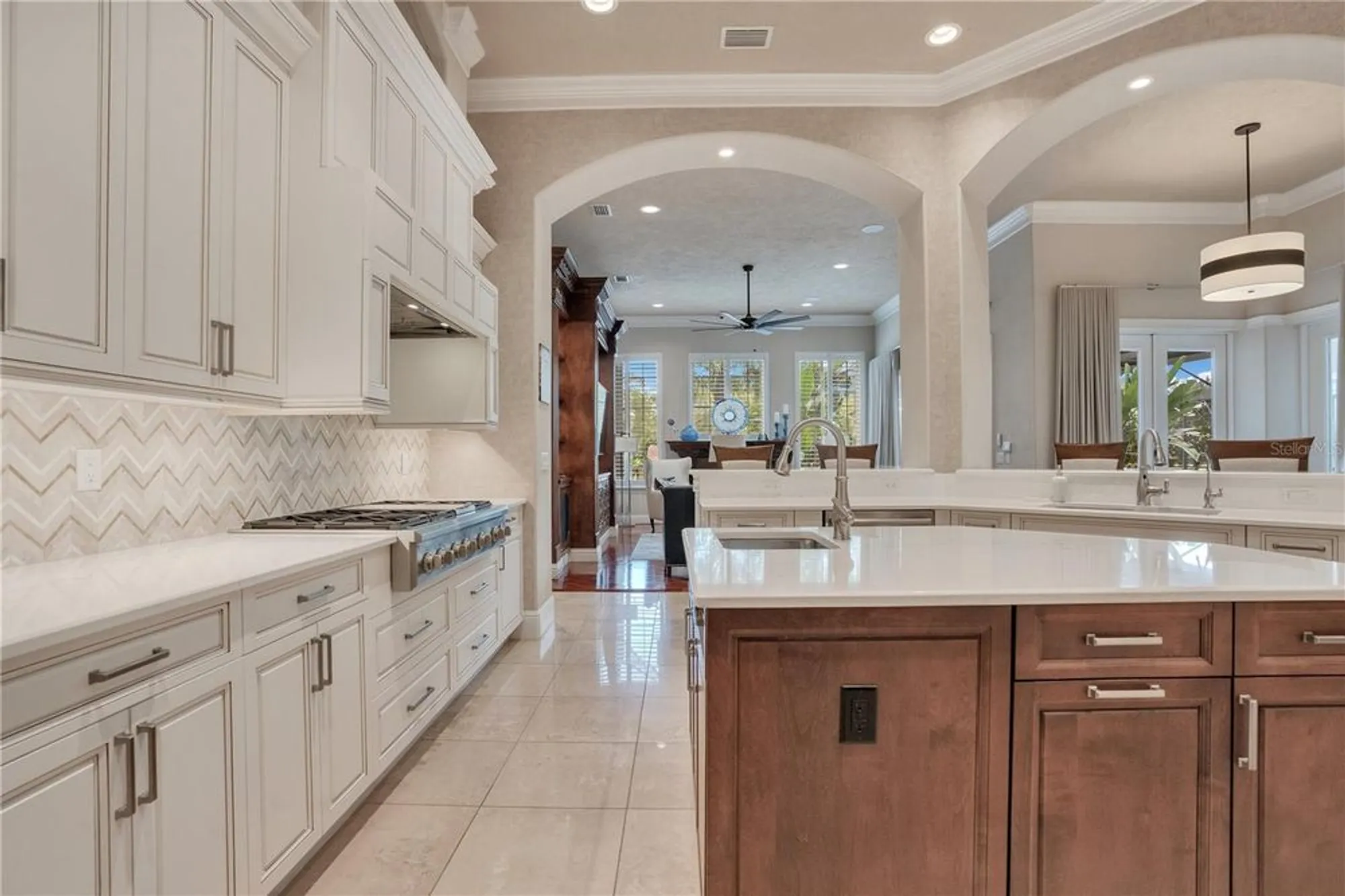 Property Slideshow image 12 of 71 | 1117 oxbridge ln, Ormond Beach, FL, 32174