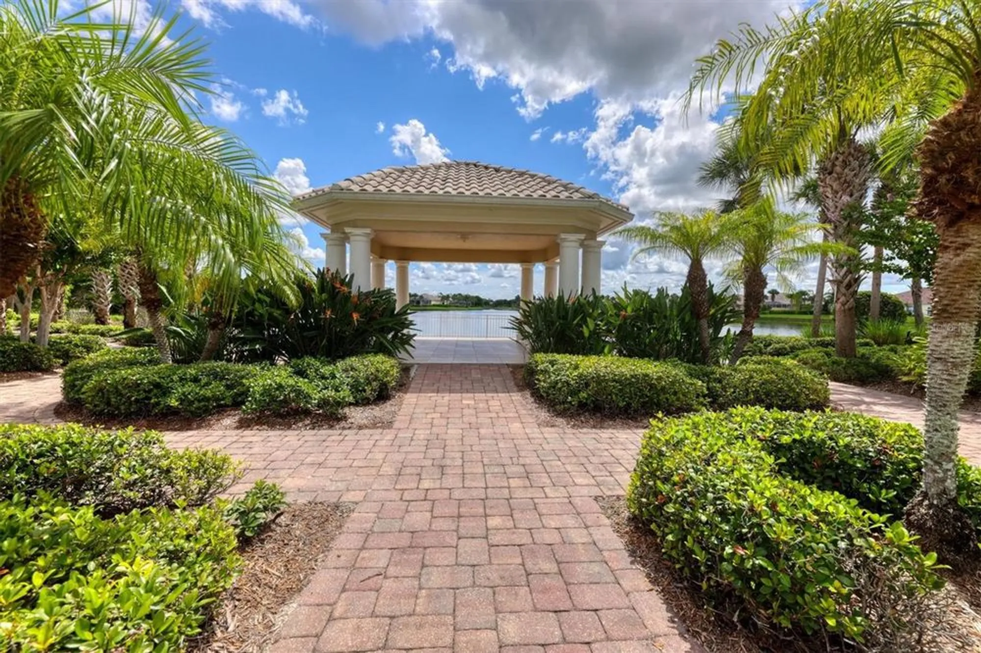 Property Slideshow image 58 of 66 | 6144 abaco dr, Sarasota, FL, 34238