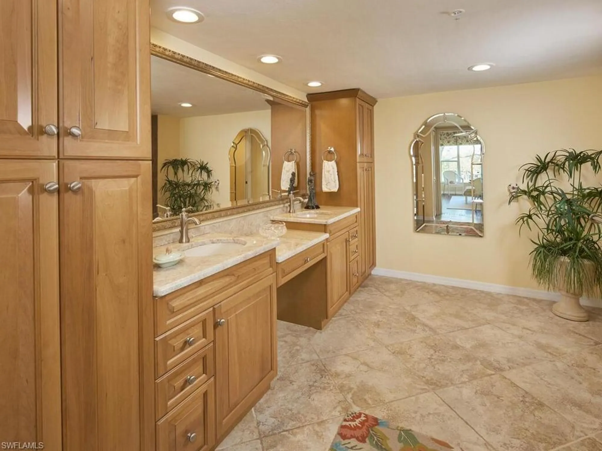Property Slideshow image 11 of 20 | 26890 wedgewood dr apt 403, Bonita Springs, FL, 34134