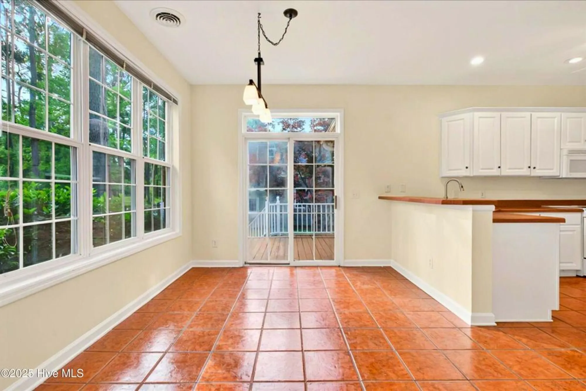 Property Slideshow image 13 of 67 | 154 windsor cir sw, Ocean Isle Beach, NC, 28469