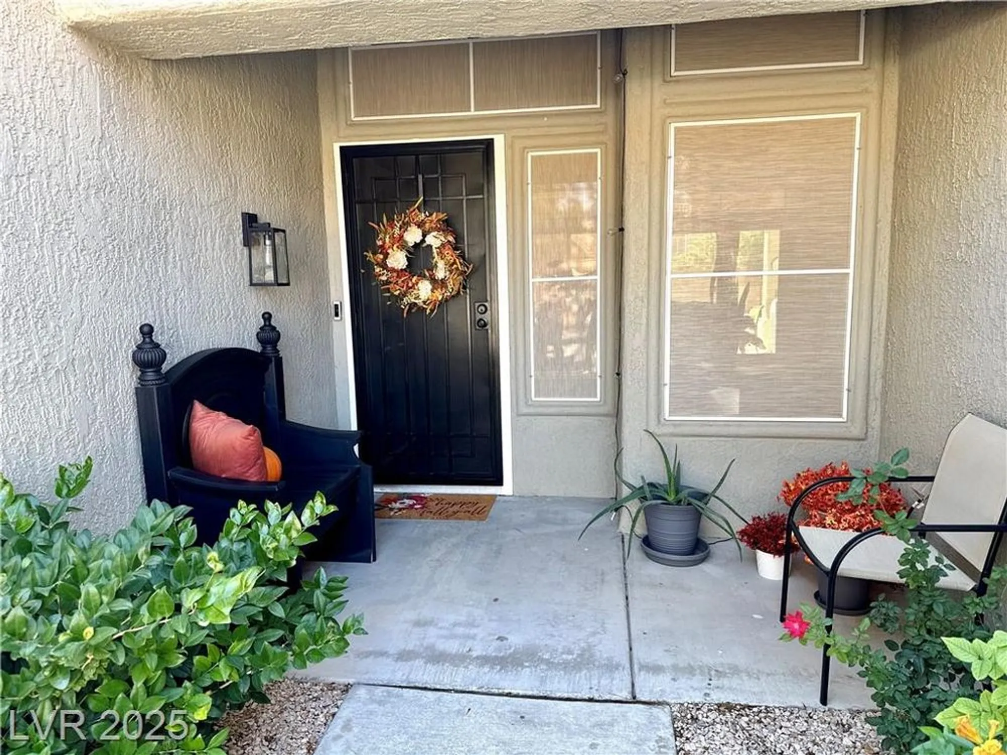 Property Slideshow image 14 of 36 | 10041 netherton dr, Las Vegas, NV, 89134
