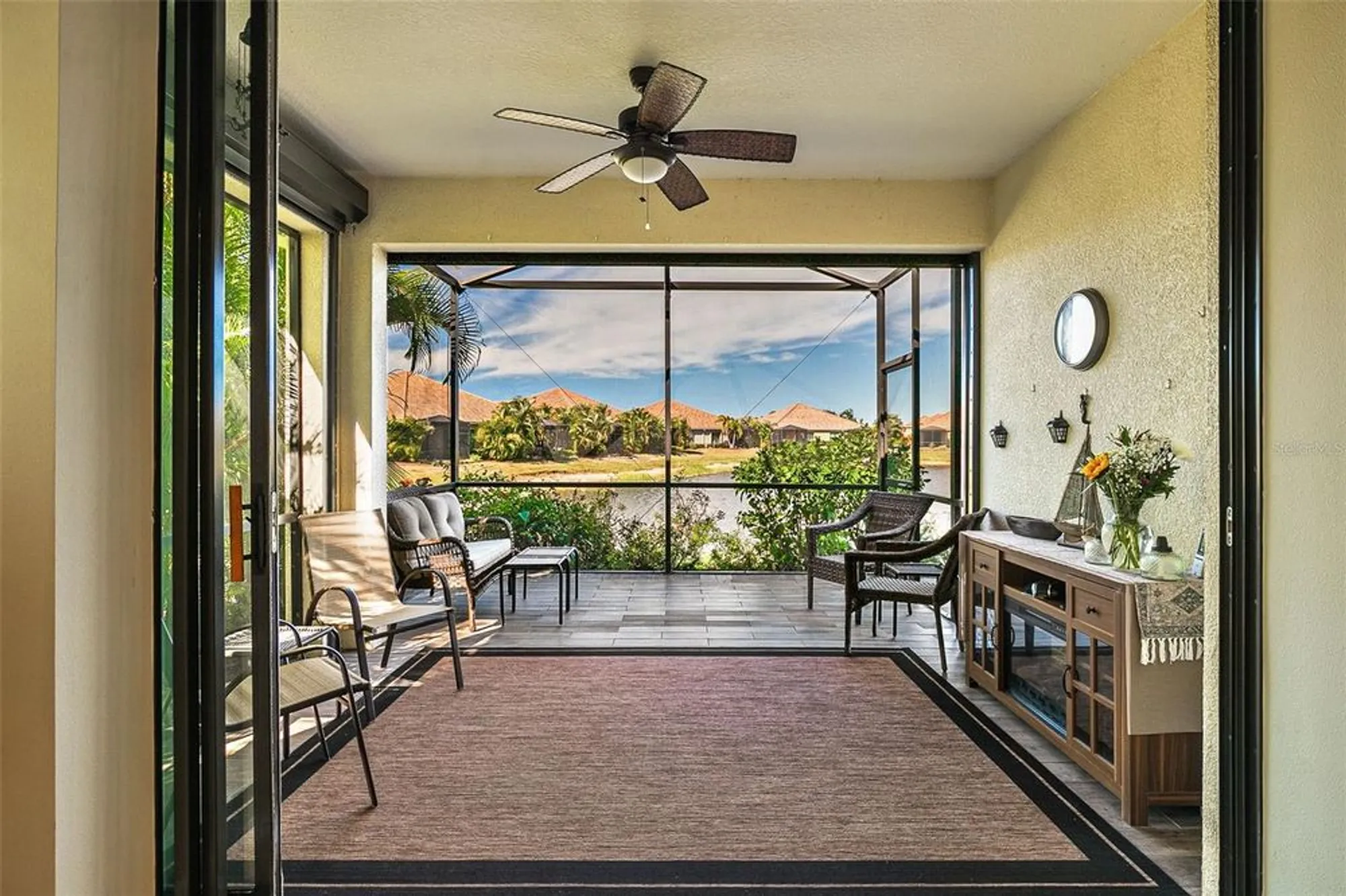 Property Slideshow image 5 of 37 | 1282 backspin dr, Englewood, FL, 34223