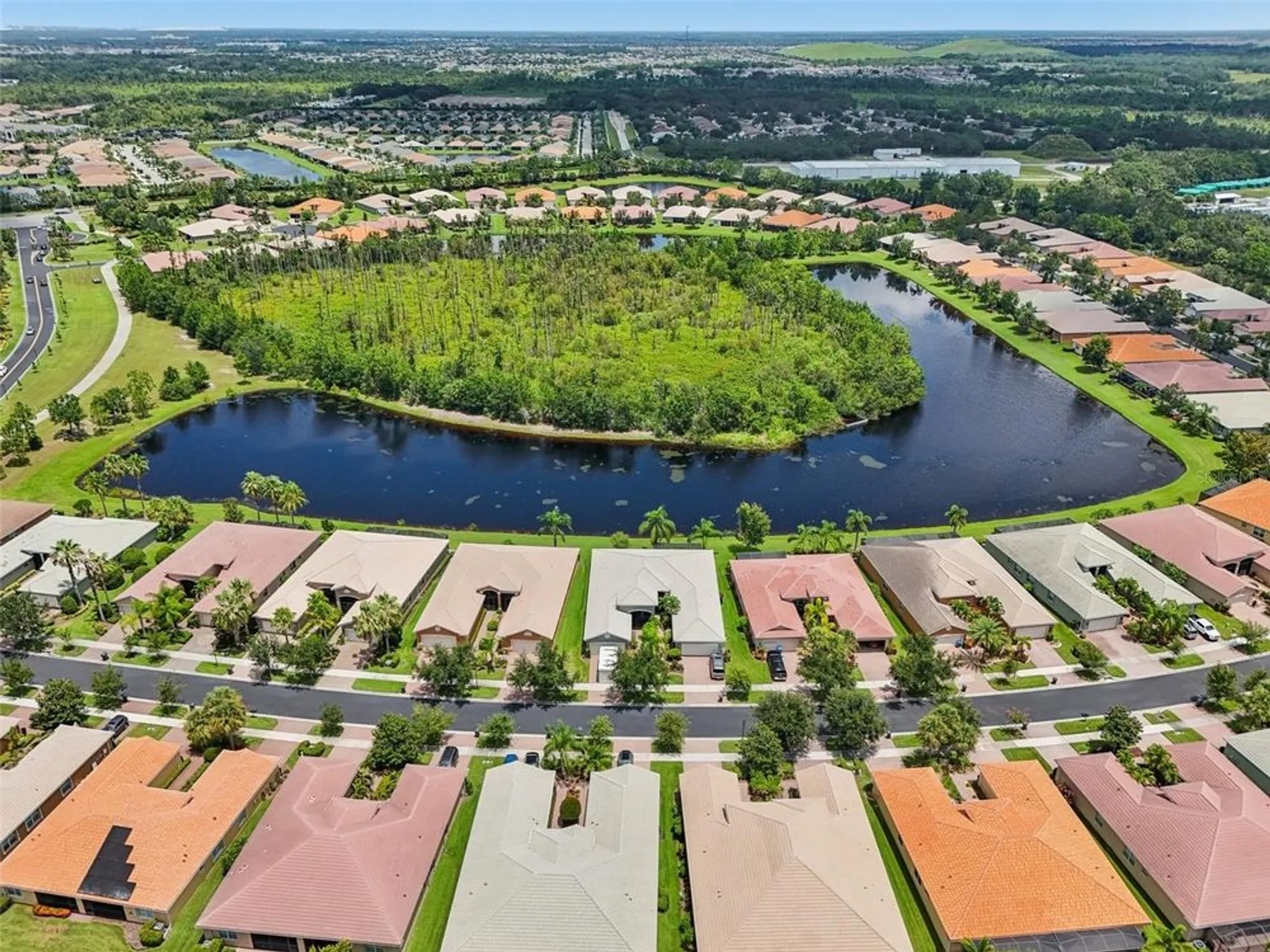 Property Slideshow image 66 of 74 | 15837 aurora lake cir, Wimauma, FL, 33598