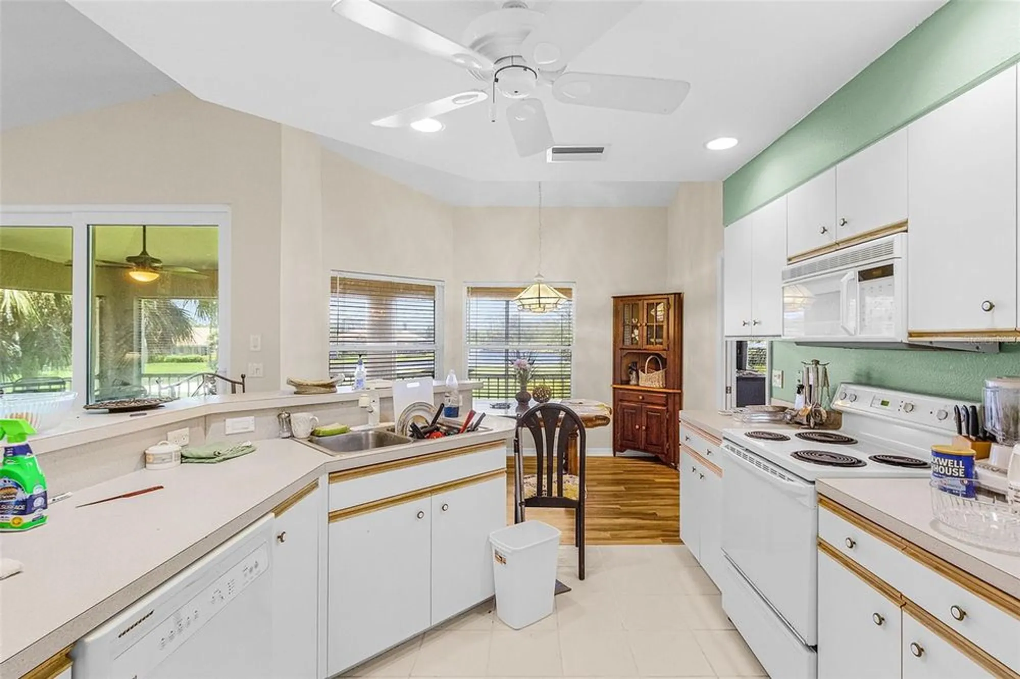 Property Slideshow image 7 of 26 | 14008 willow glen ct 210, Port Charlotte, FL, 33953
