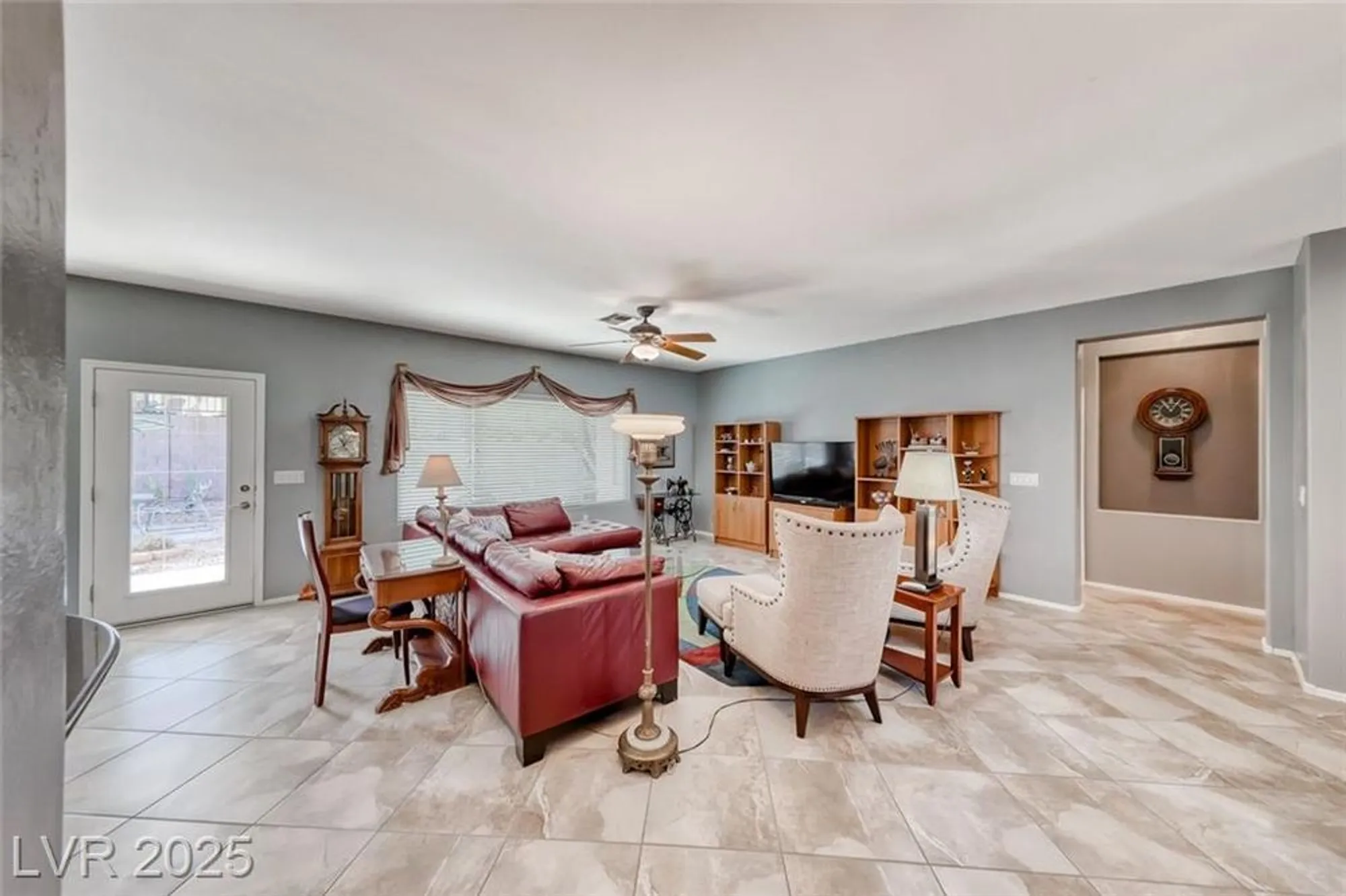 Property Slideshow image 8 of 47 | 2356 great elk dr, Henderson, NV, 89052