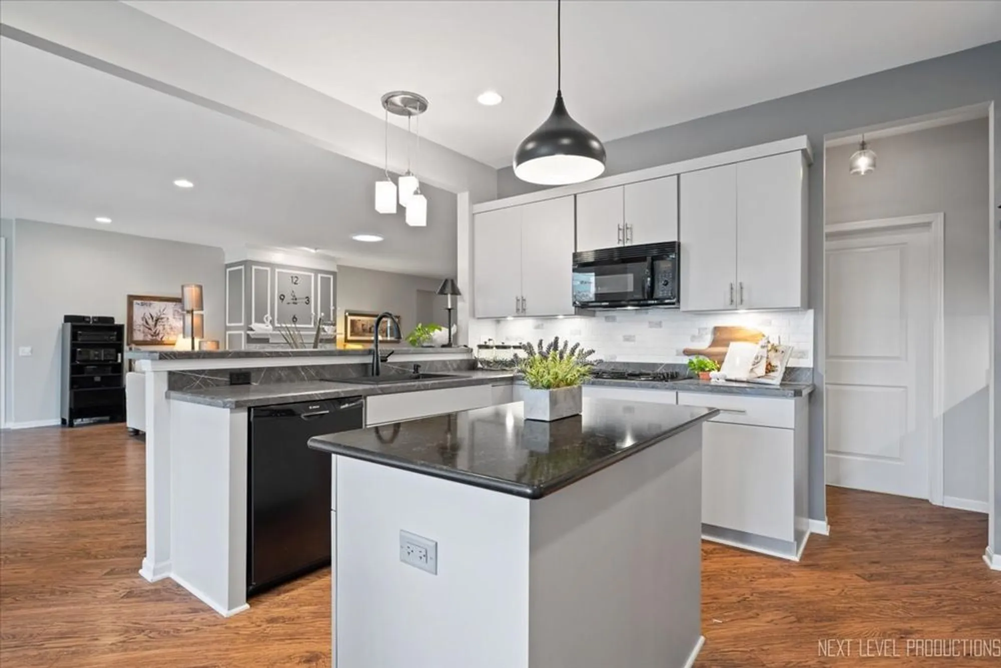 Property Slideshow image 9 of 41 | 12871 timber creek dr, Huntley, IL, 60142