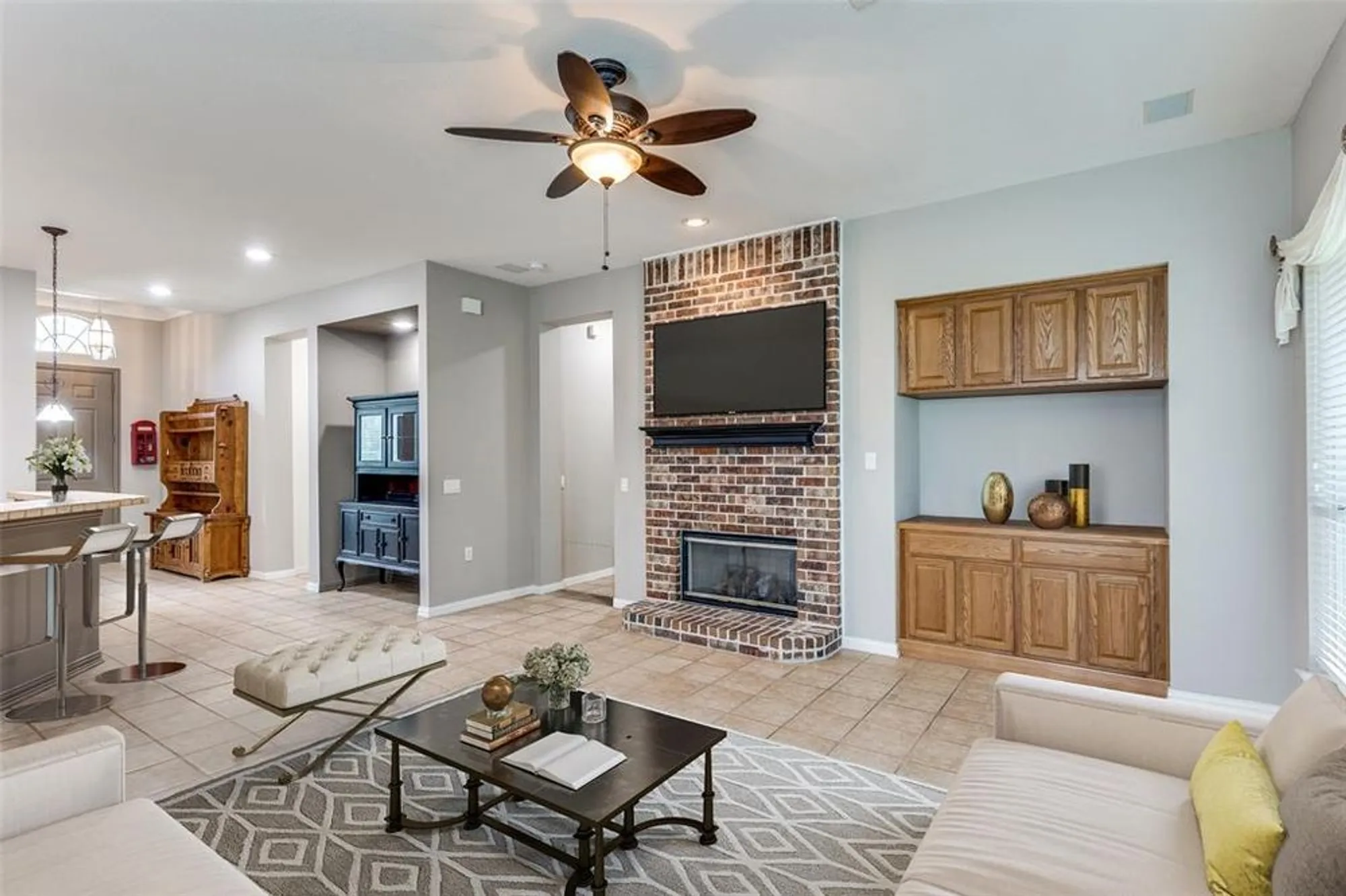 Property Slideshow image 3 of 40 | 351 southern hills dr, Fairview, TX, 75069