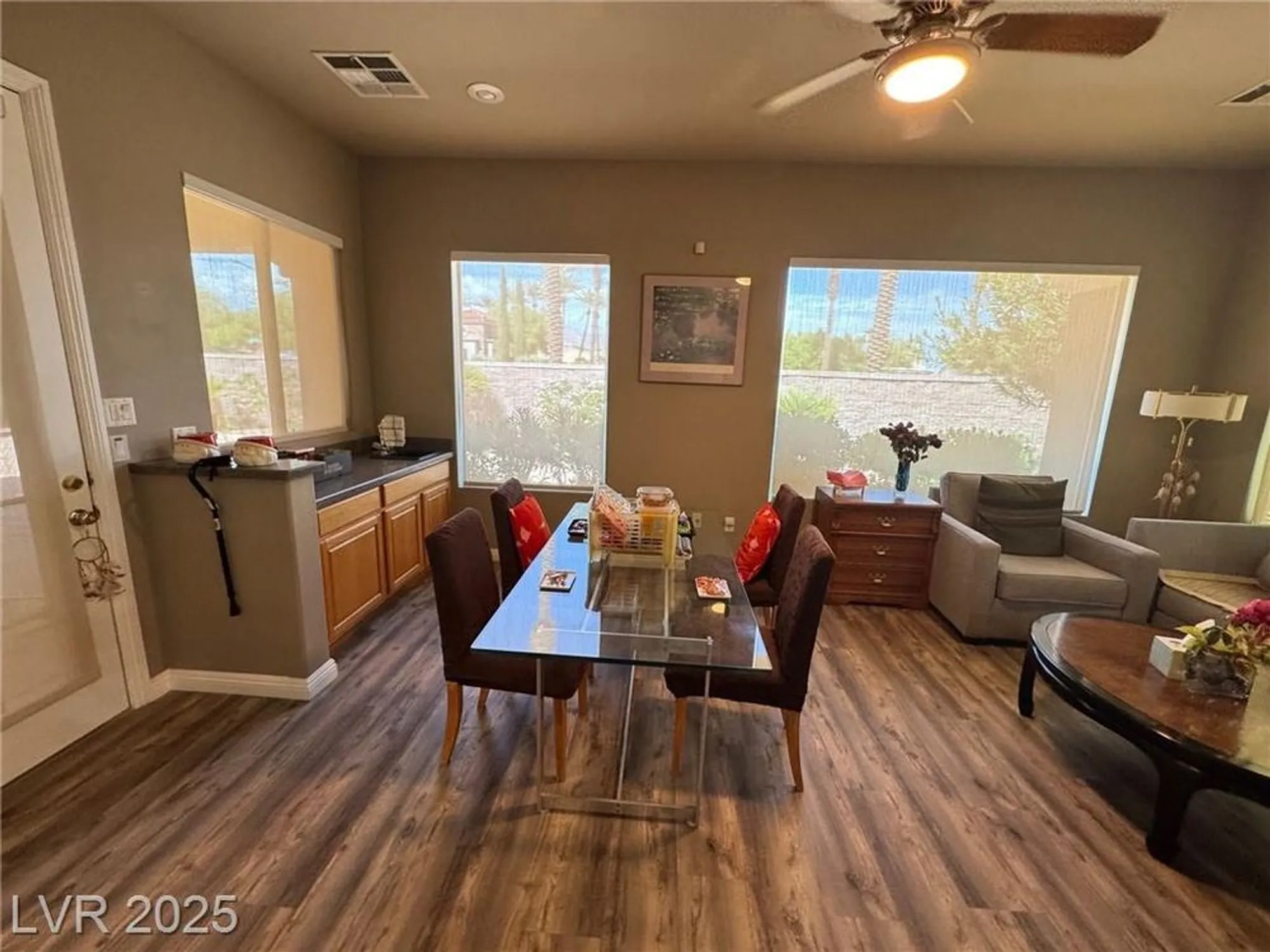 Property Slideshow image 12 of 47 | 4507 denaro dr, Las Vegas, NV, 89135