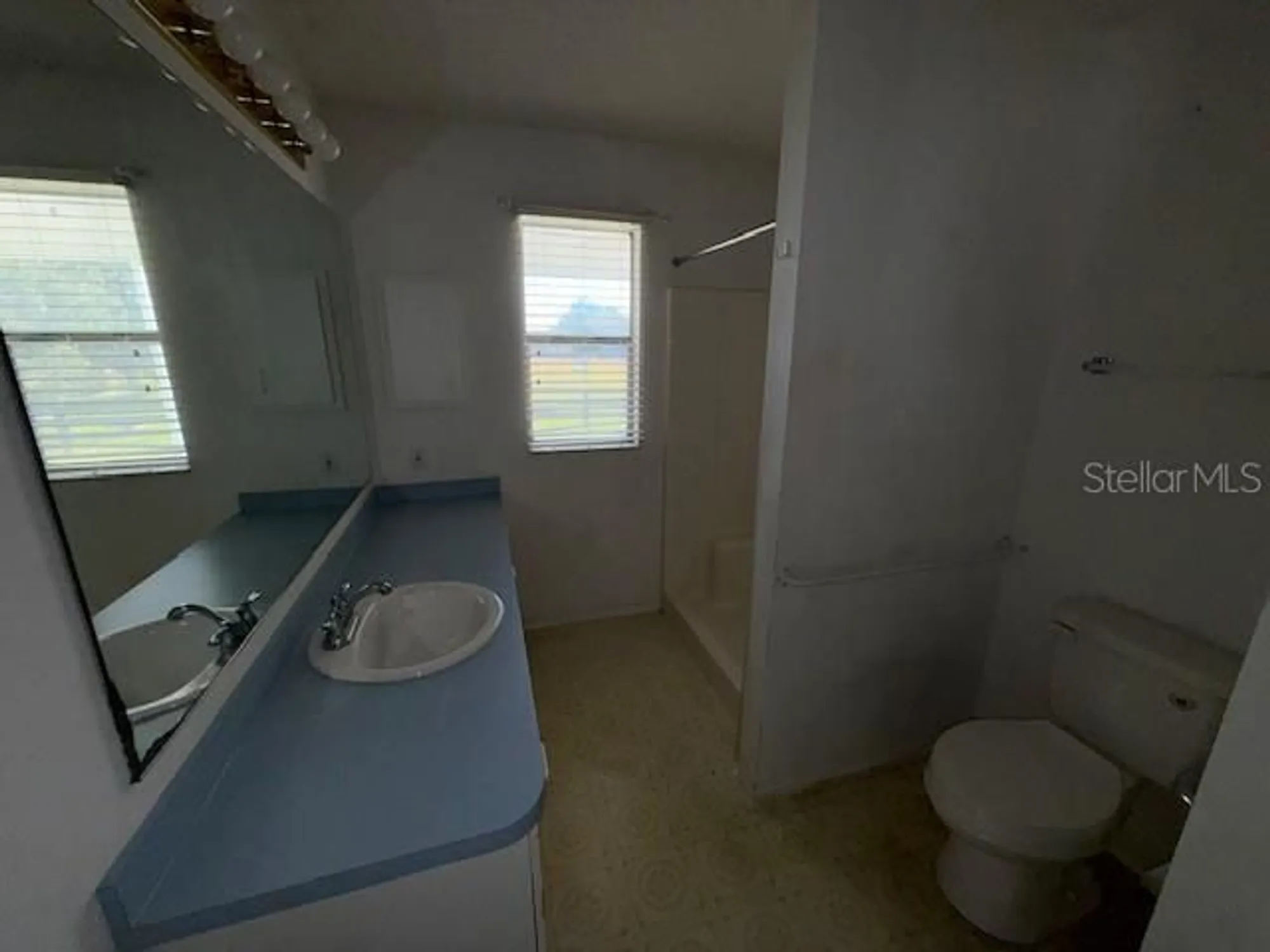 Property Slideshow image 14 of 18 | 438 san pedro dr, Lady Lake, FL, 32159