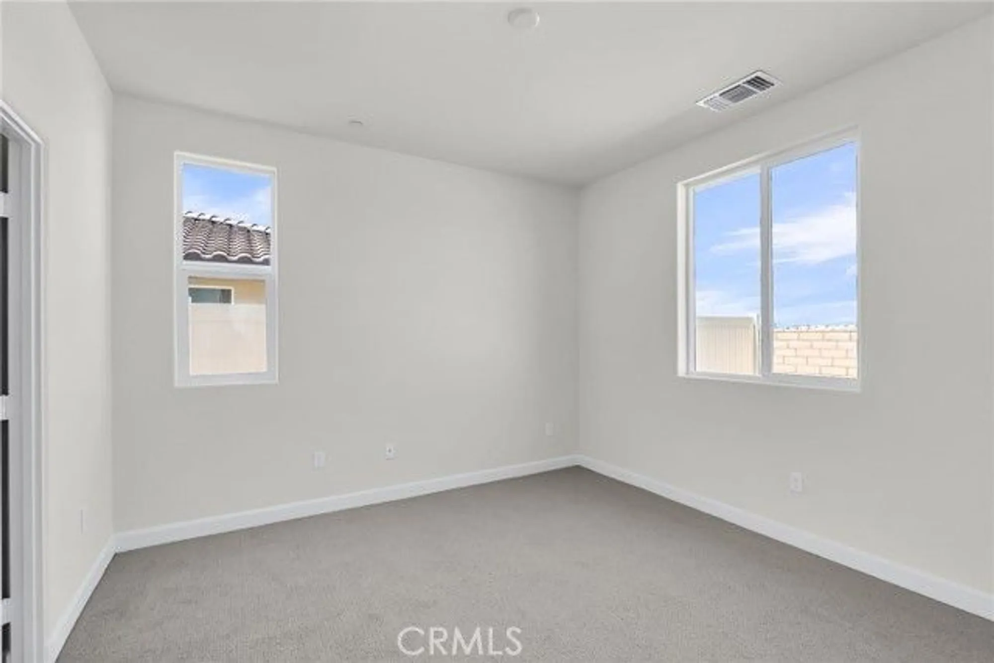 Property Slideshow image 16 of 38 | 7432 desert sky dr, Yucca Valley, CA, 92284