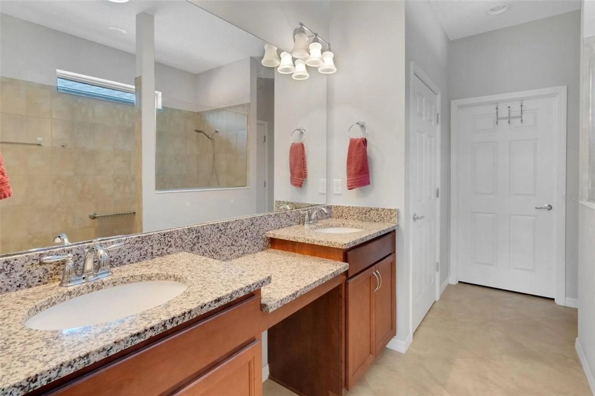 Property Slideshow image 27 of 69 | 164 montoro ln, Davenport, FL, 33837