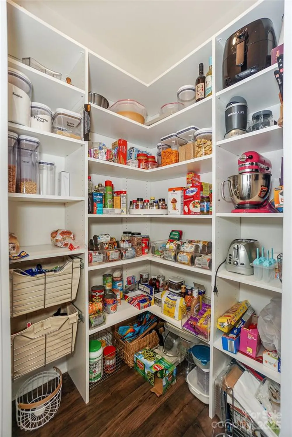 Property Slideshow image 14 of 47 | 194 hanks bluff dr, Mooresville, NC, 28117