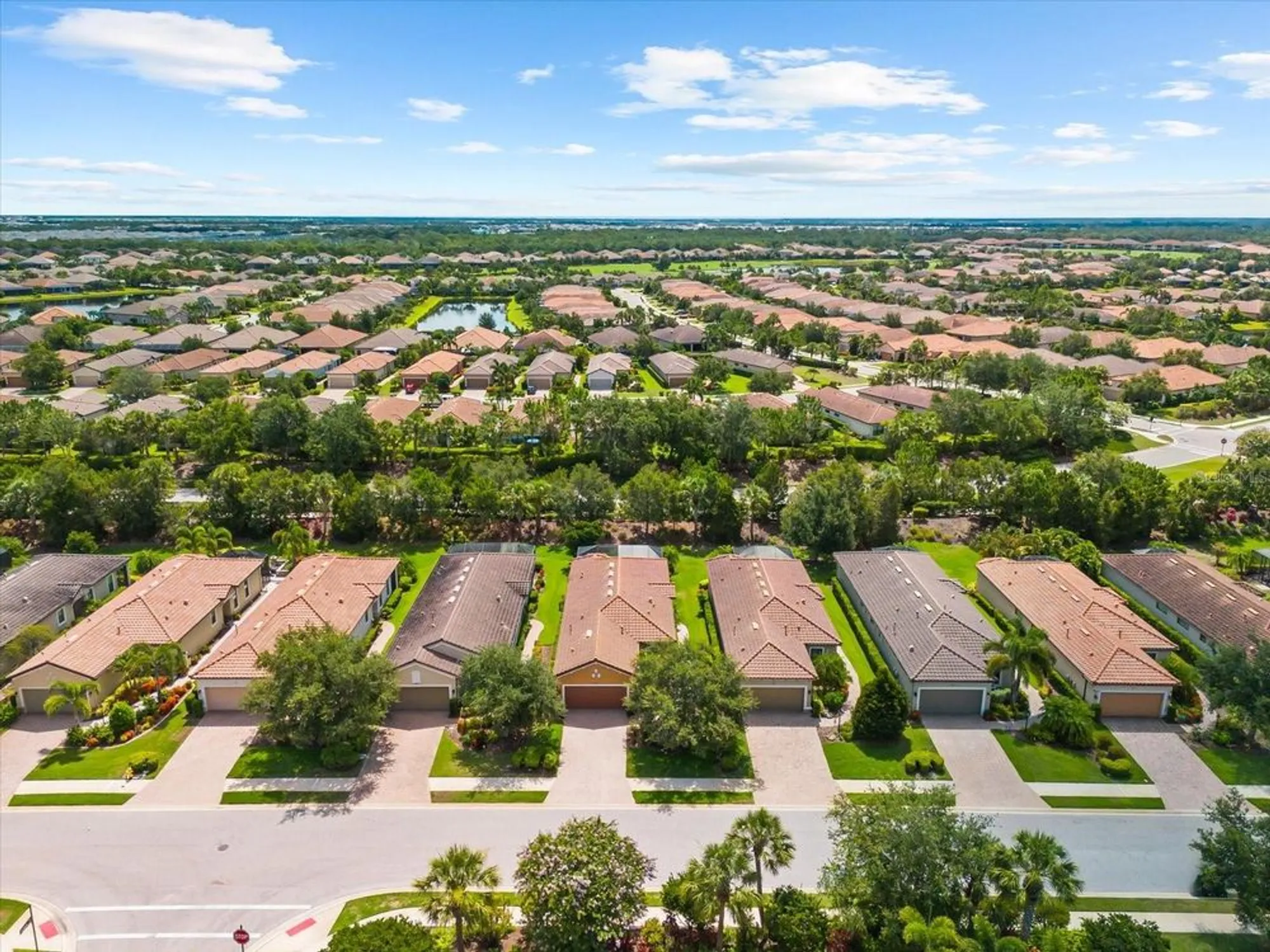 Property Slideshow image 43 of 74 | 5121 serata dr, Lakewood Ranch, FL, 34211