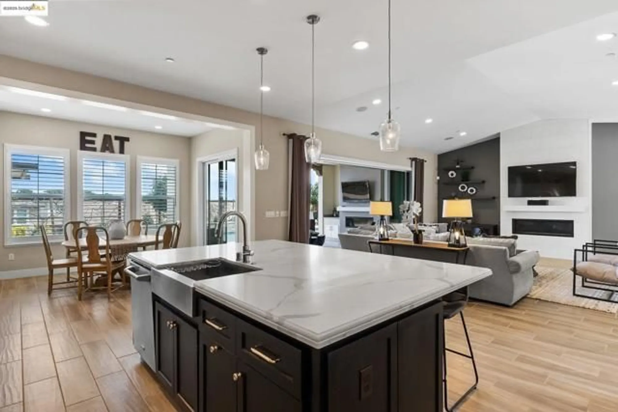 Property Slideshow image 7 of 54 | 1890 late harvest ct, Brentwood, CA, 94513