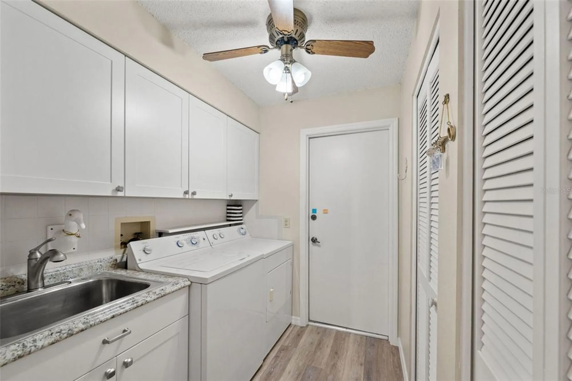 Property Slideshow image 46 of 77 | 2647 royal ridge dr, Spring Hill, FL, 34606