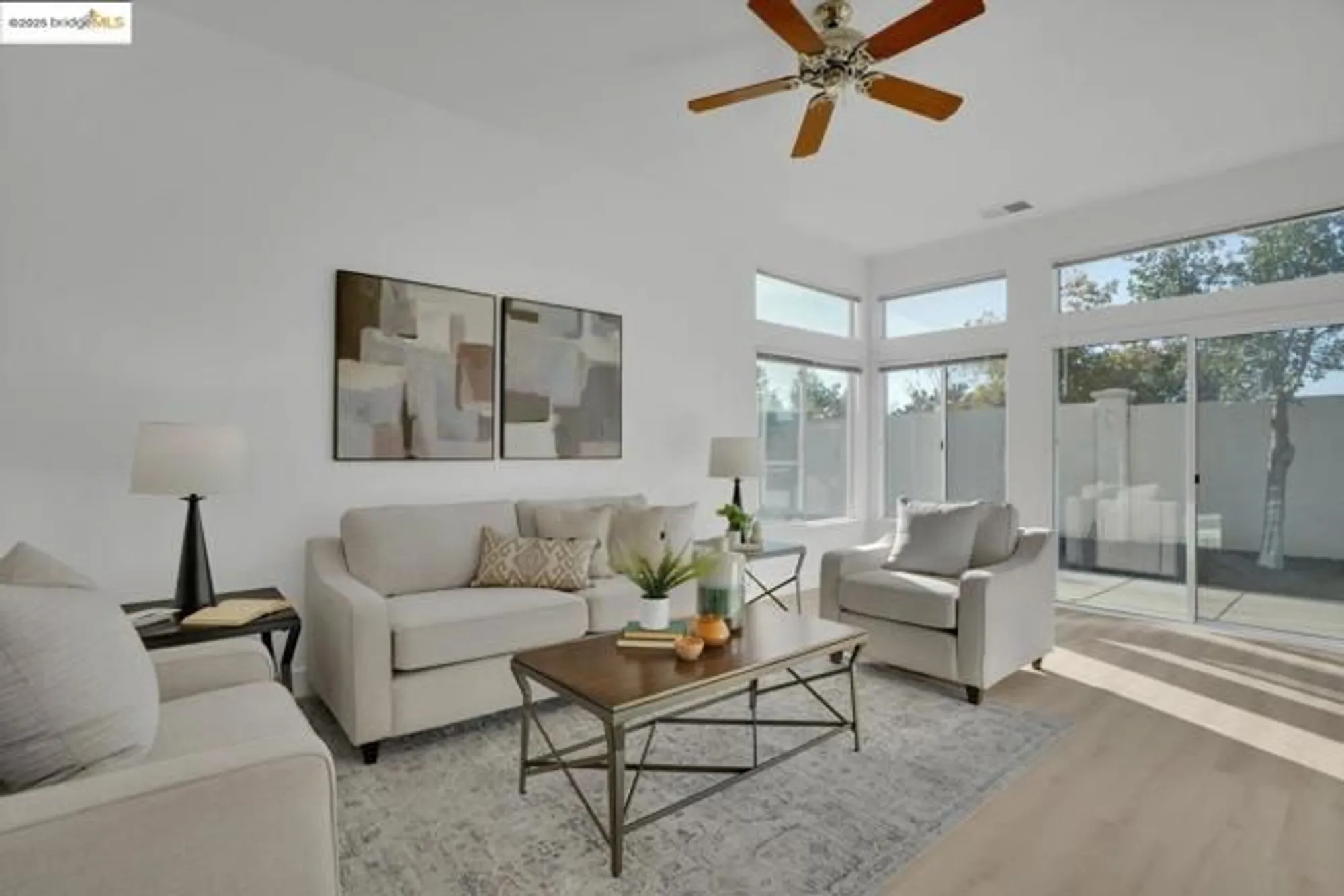 Property Slideshow image 18 of 44 | 1898 crispin dr, Brentwood, CA, 94513