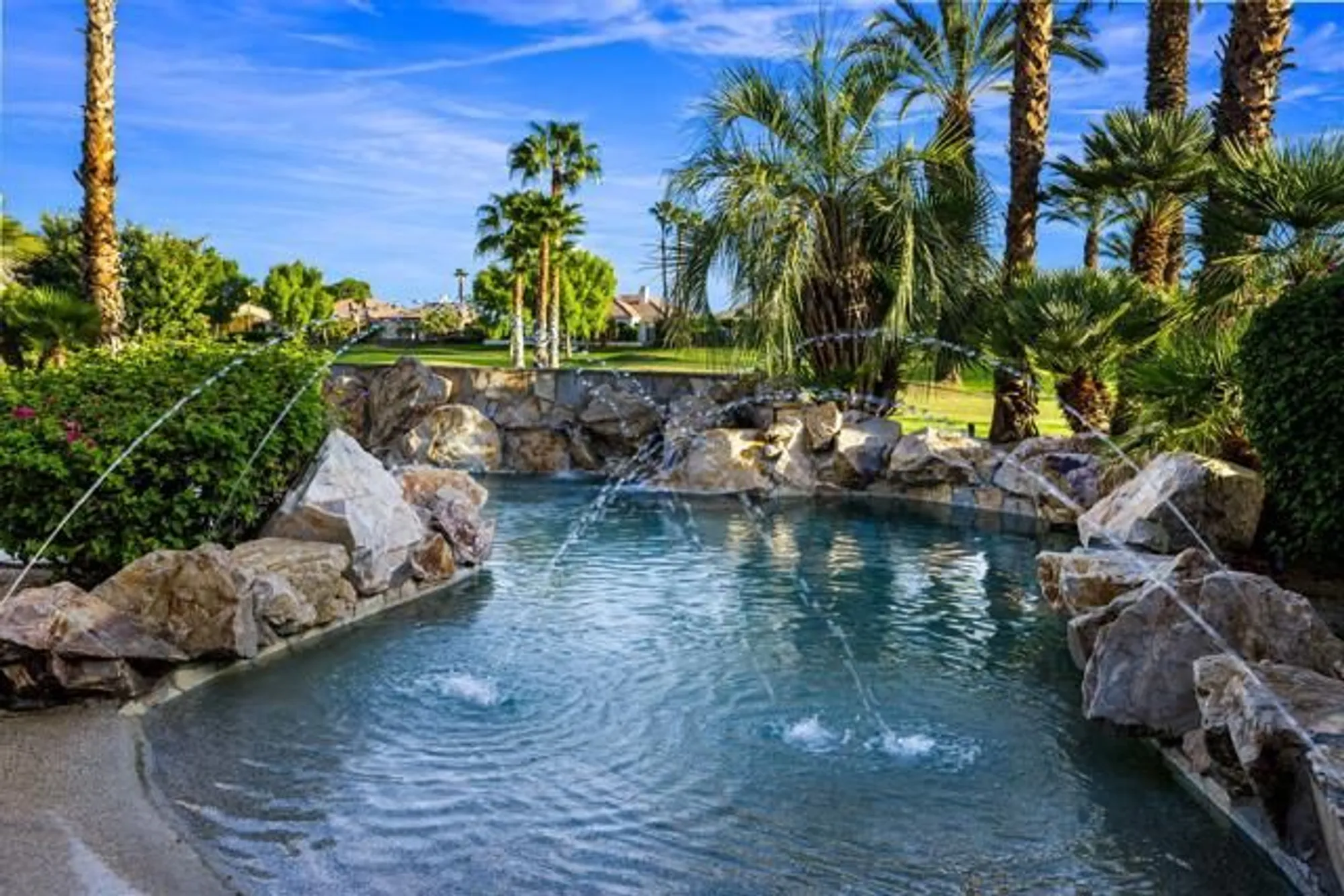 Property Slideshow image 30 of 36 | 81390 golf view dr, La Quinta, CA, 92253