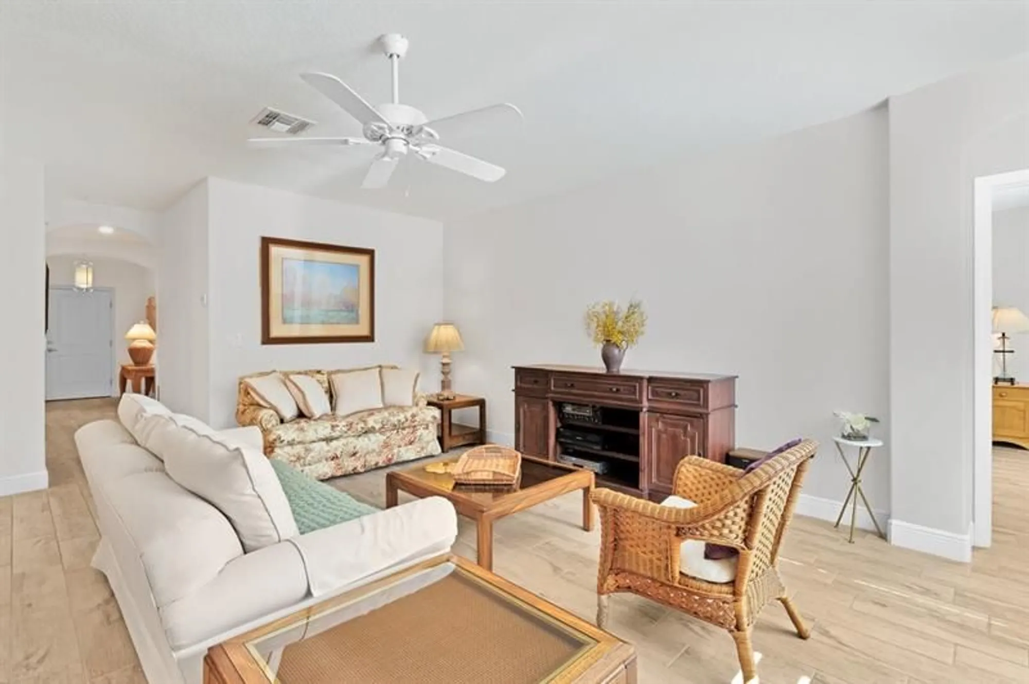 Property Slideshow image 10 of 47 | 5949 buttonwood sq, Vero Beach, FL, 32966