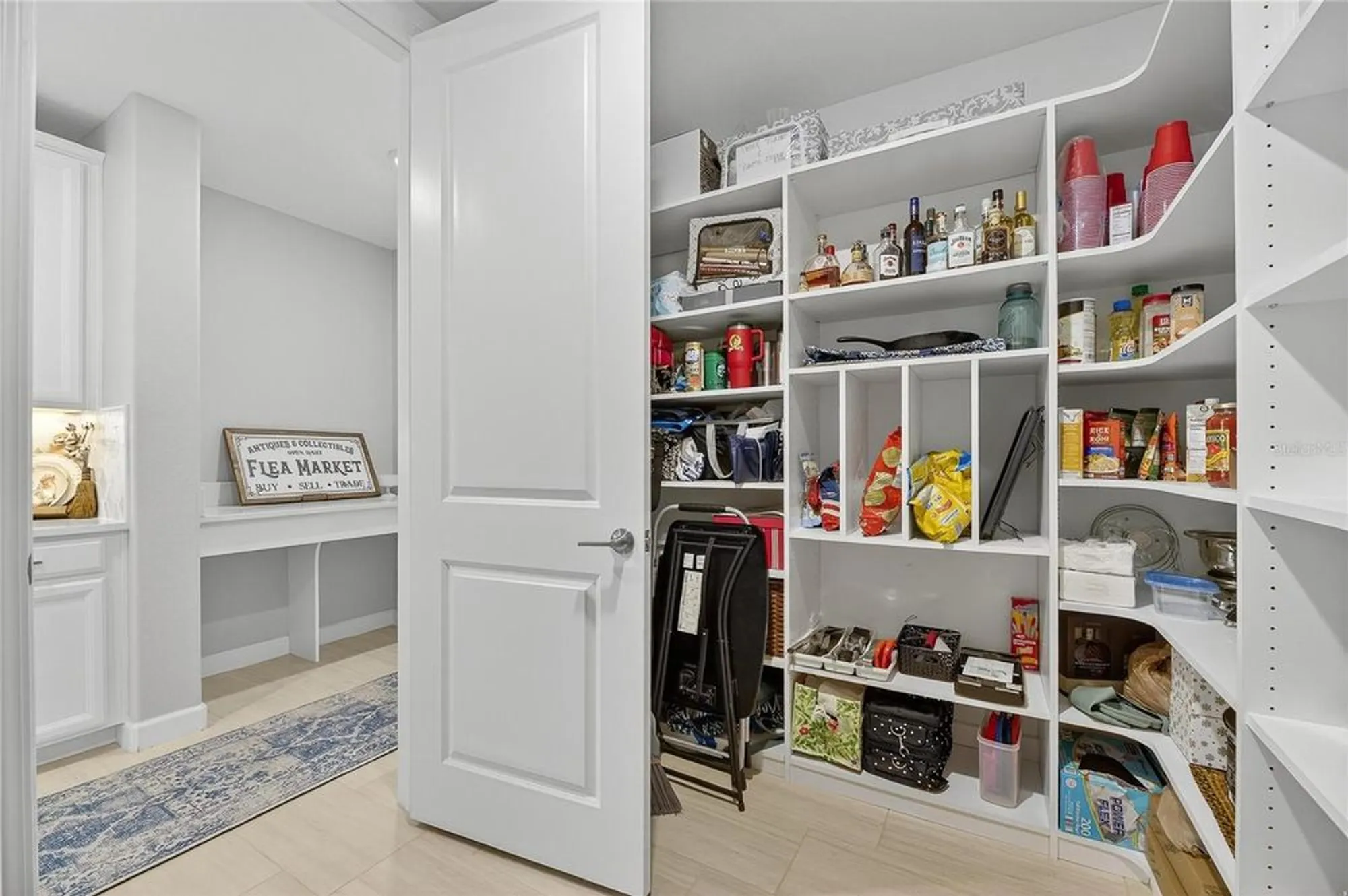 Property Slideshow image 28 of 96 | 5319 windy grove dr, Wimauma, FL, 33598