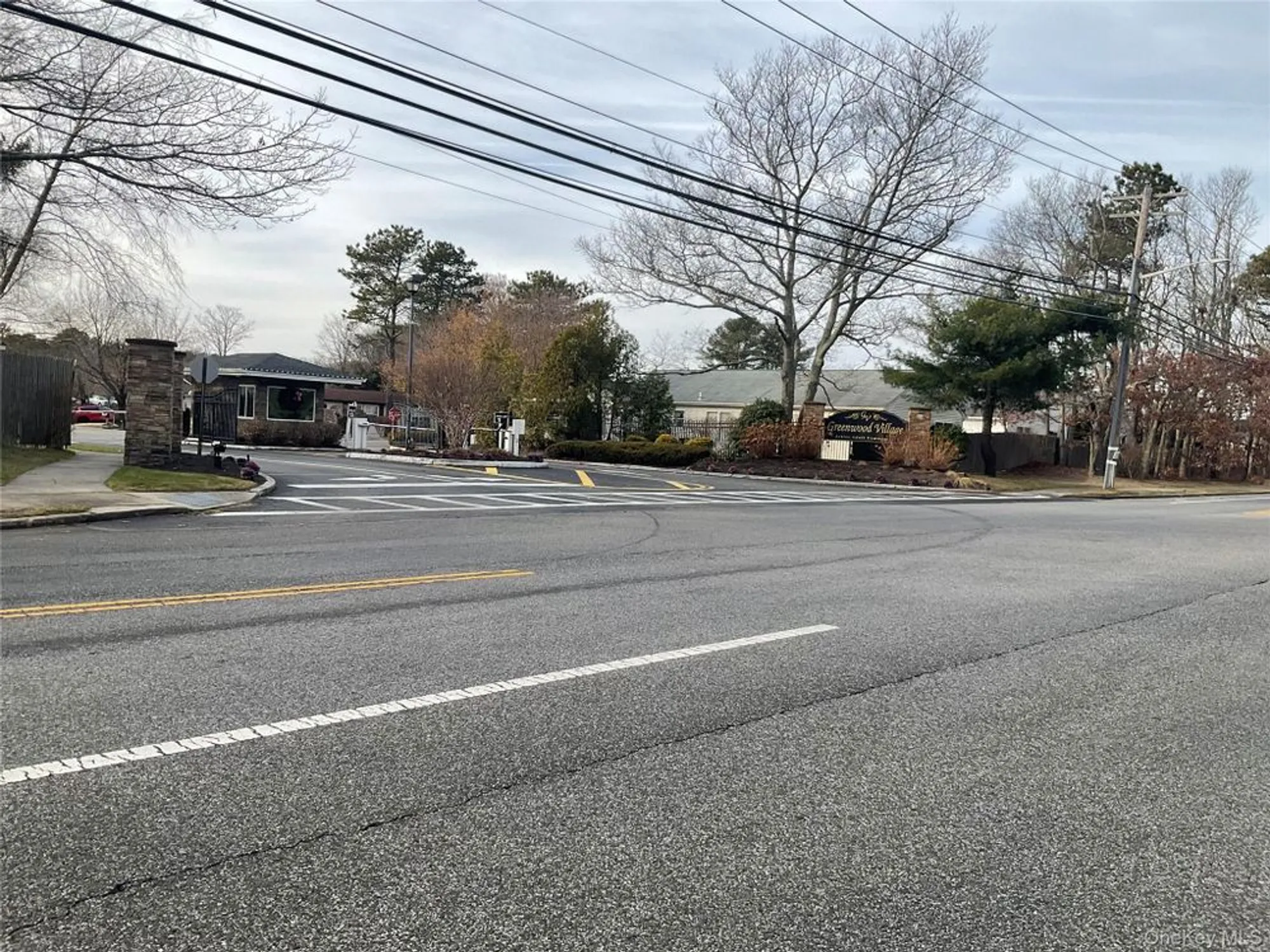 Property Slideshow image 24 of 24 | 409 village cir, Manorville, NY, 11949