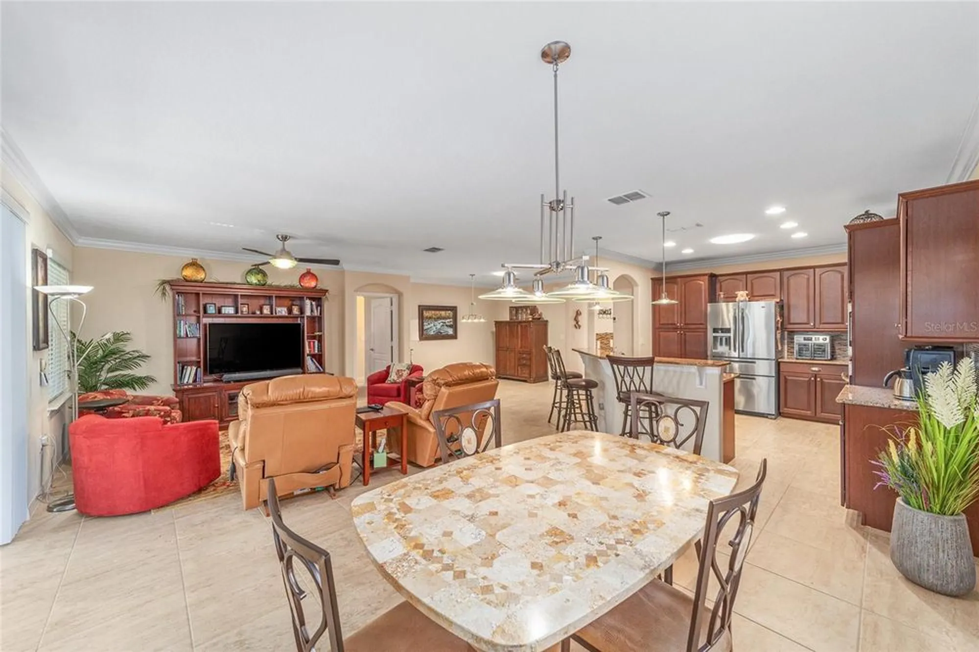 Property Slideshow image 13 of 58 | 26555 manassas dr, Leesburg, FL, 34748