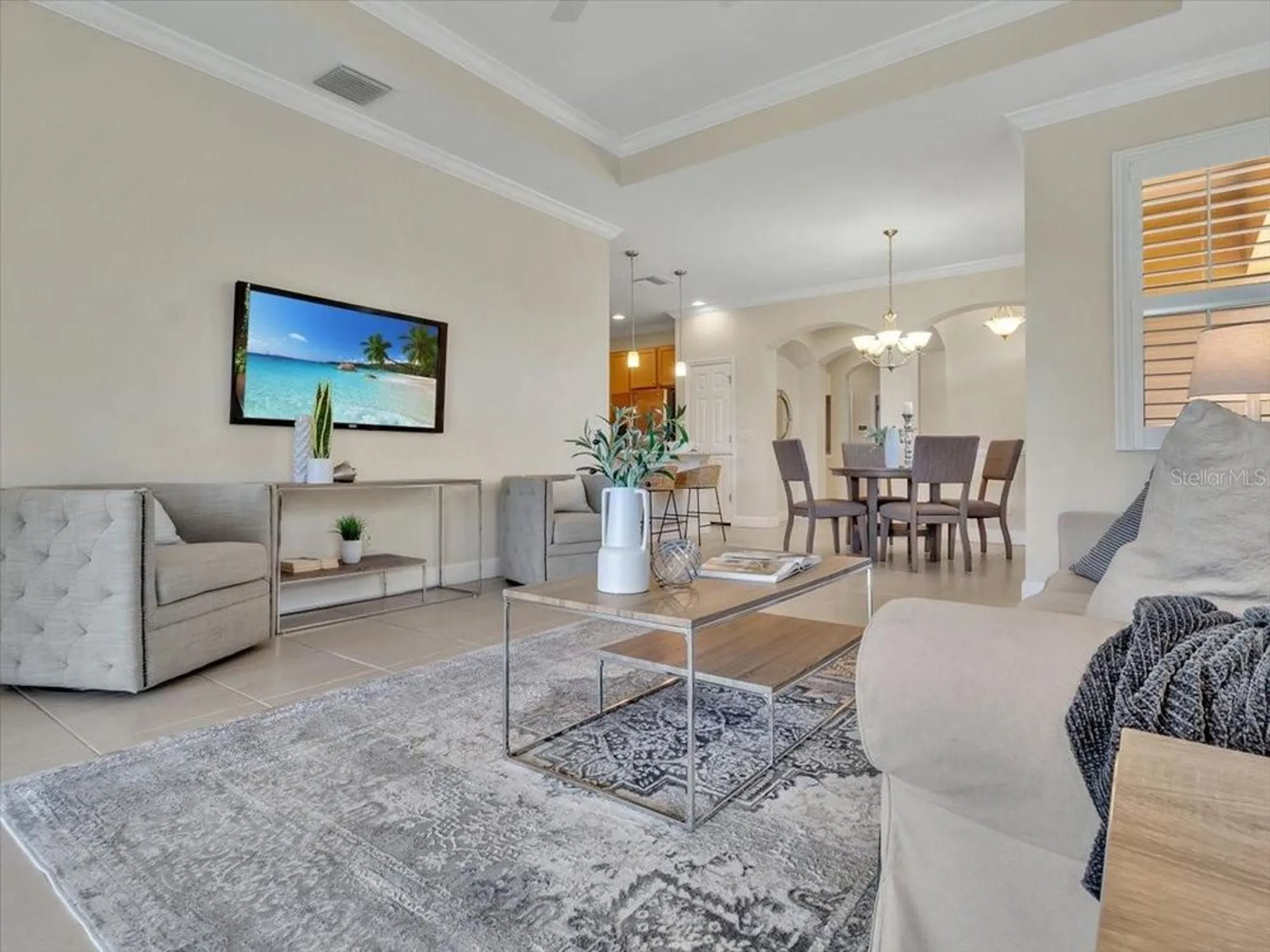 Property Slideshow image 18 of 52 | 635 chipper dr, Sun City Center, FL, 33573