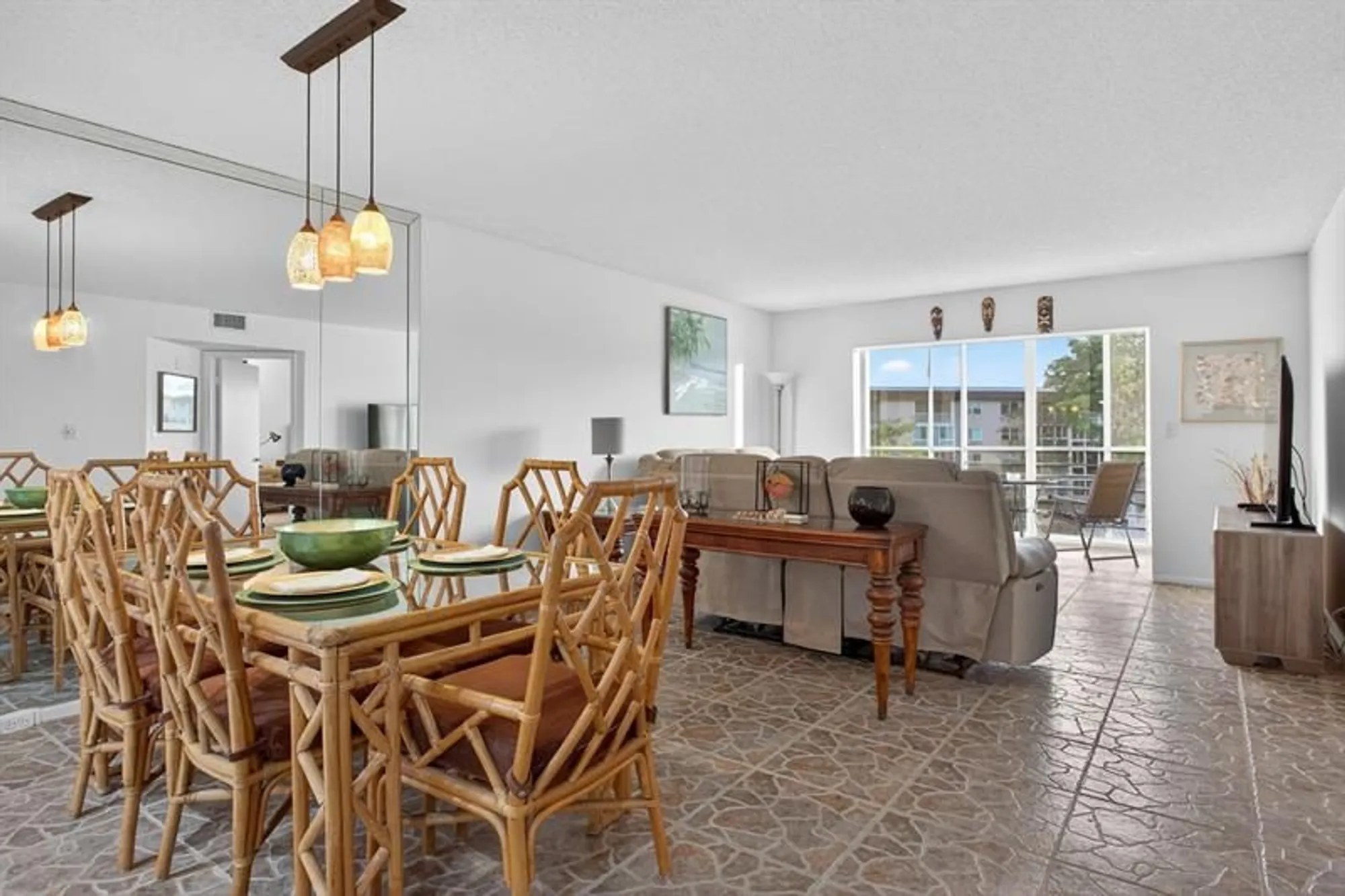 Property Slideshow image 13 of 80 | 1801 eleuthera pt d3, Coconut Creek, FL, 33066