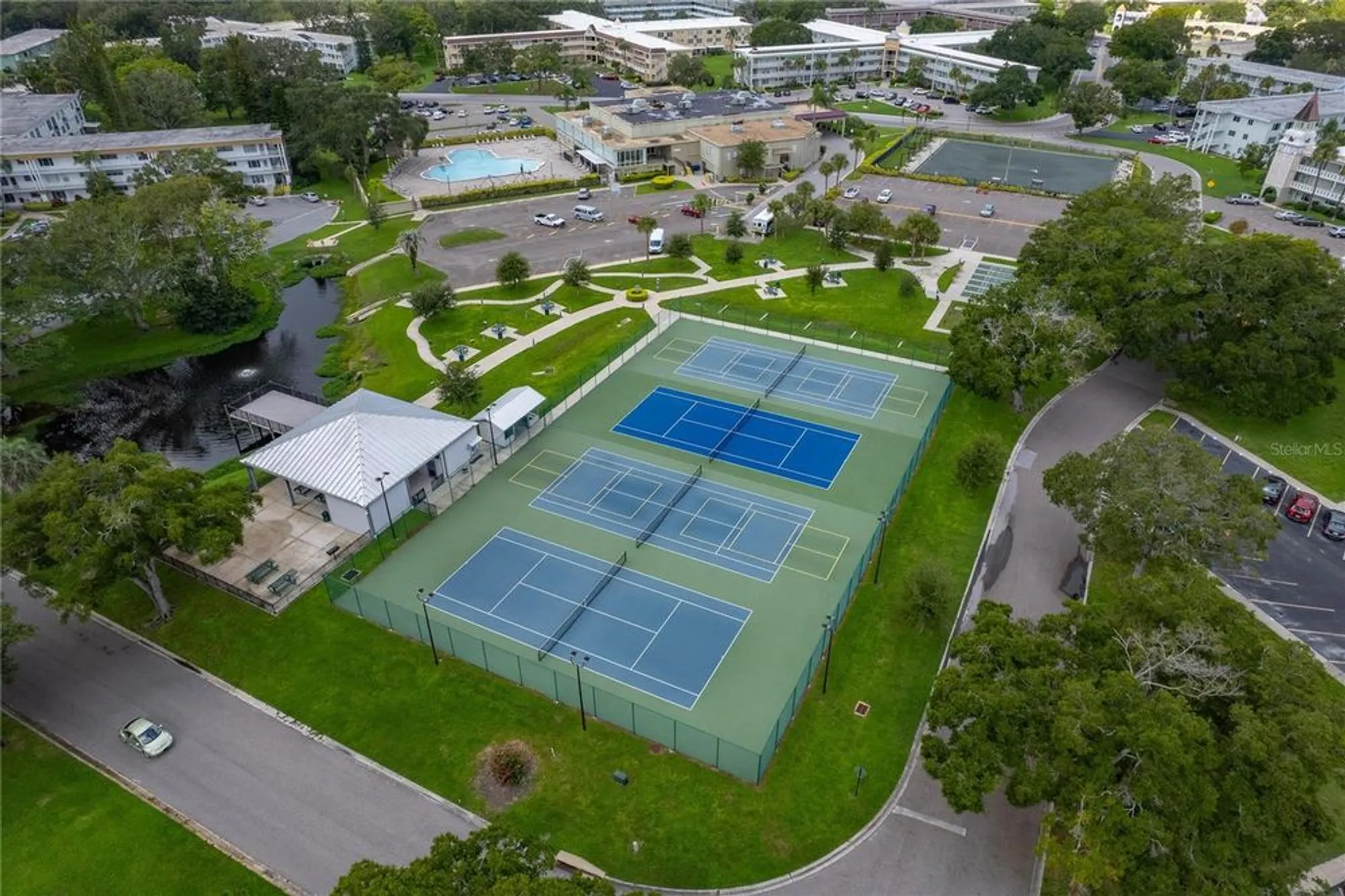 Property Slideshow image 36 of 40 | 2257 world parkway blvd 61, Clearwater, FL, 33763