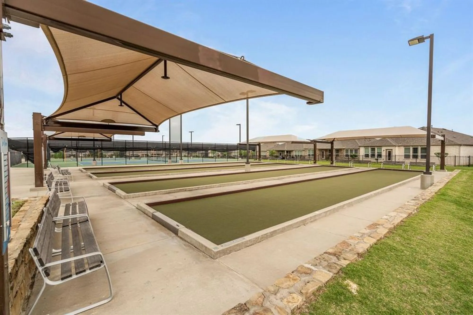 Property Slideshow image 35 of 40 | 712 freedom ln, Aubrey, TX, 76227