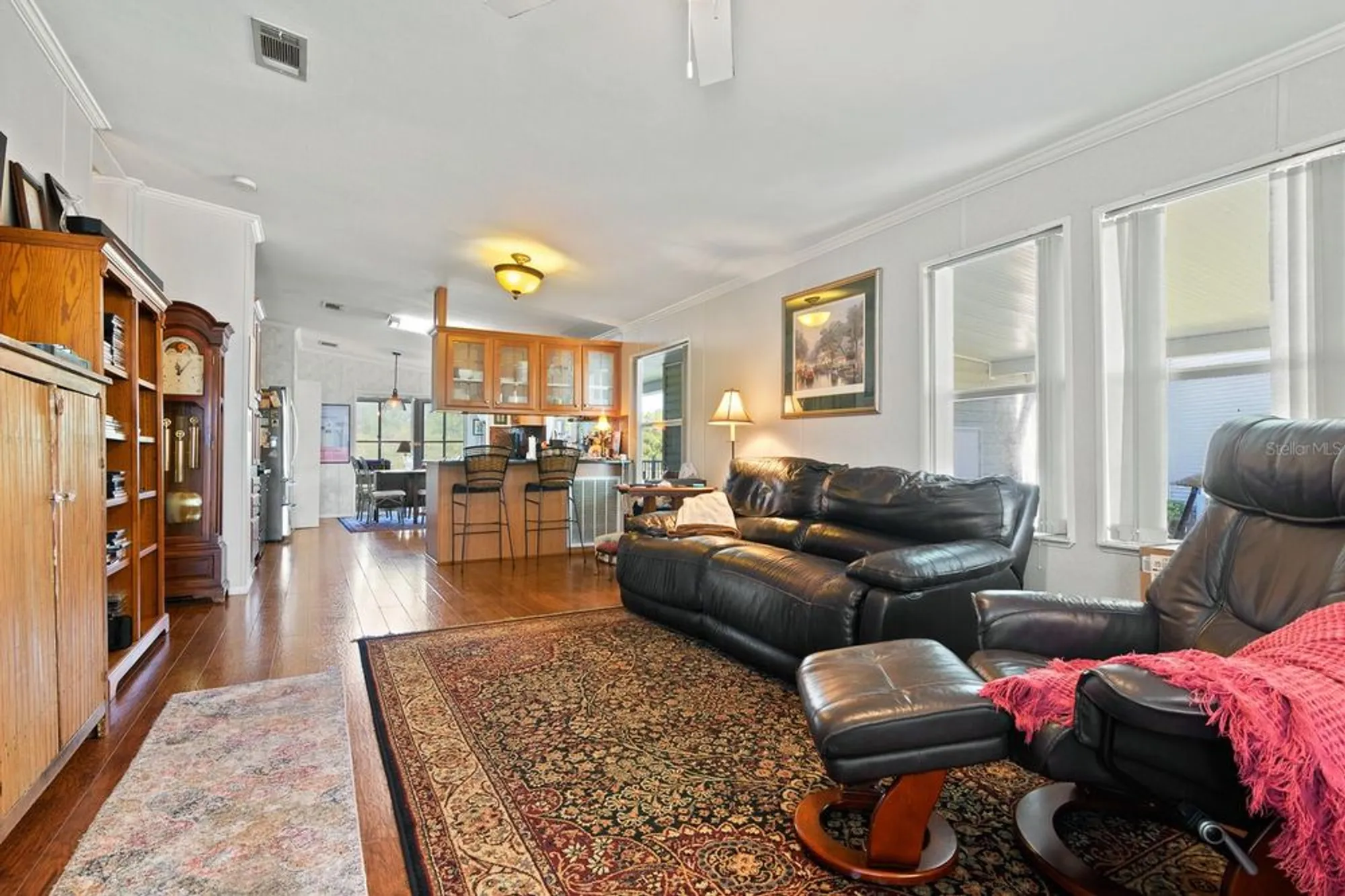 Property Slideshow image 8 of 48 | 2352 peavine cir # 1016, Lakeland, FL, 33810