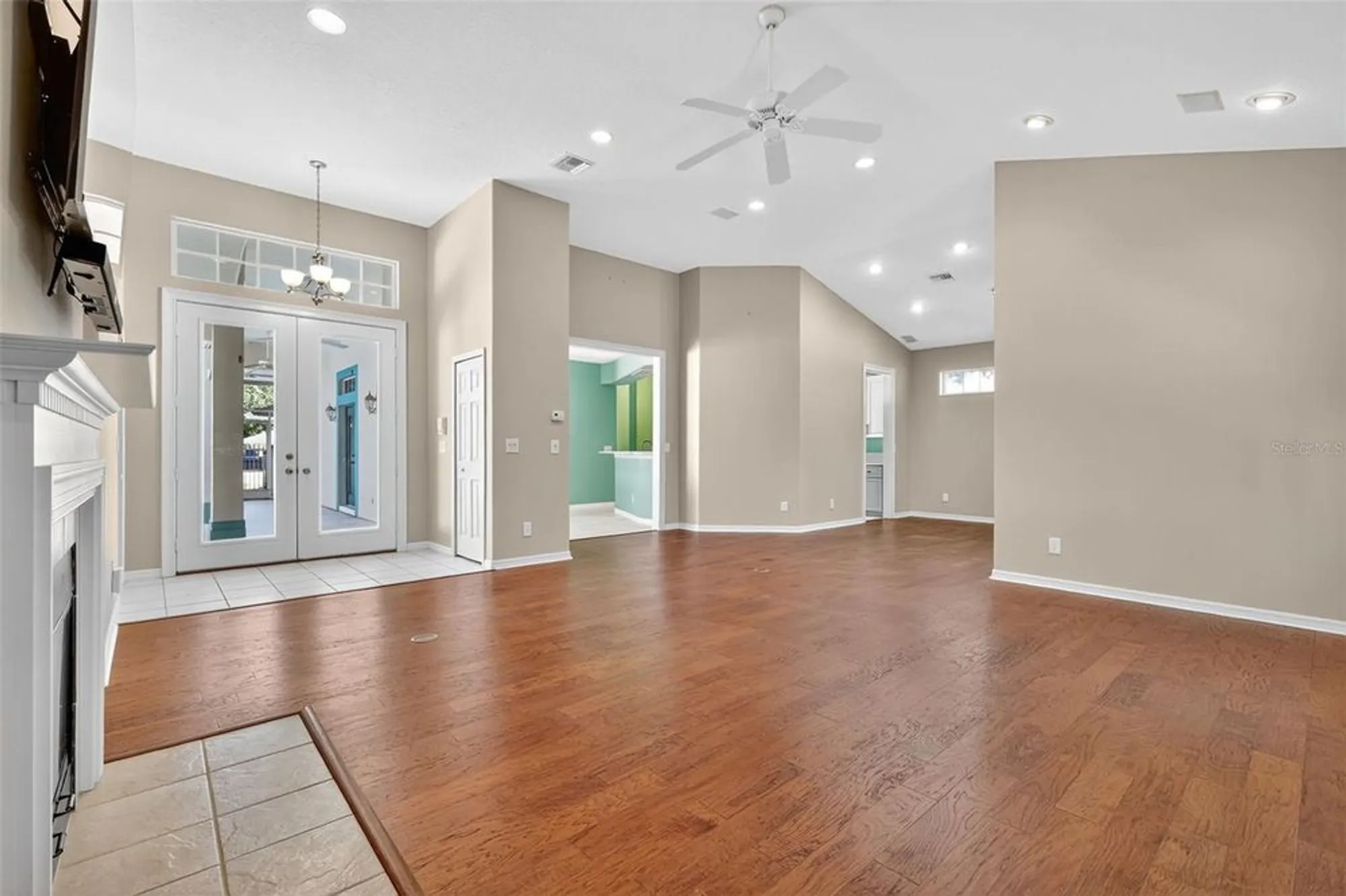 Property Slideshow image 14 of 66 | 21607 regency park ln, Leesburg, FL, 34748