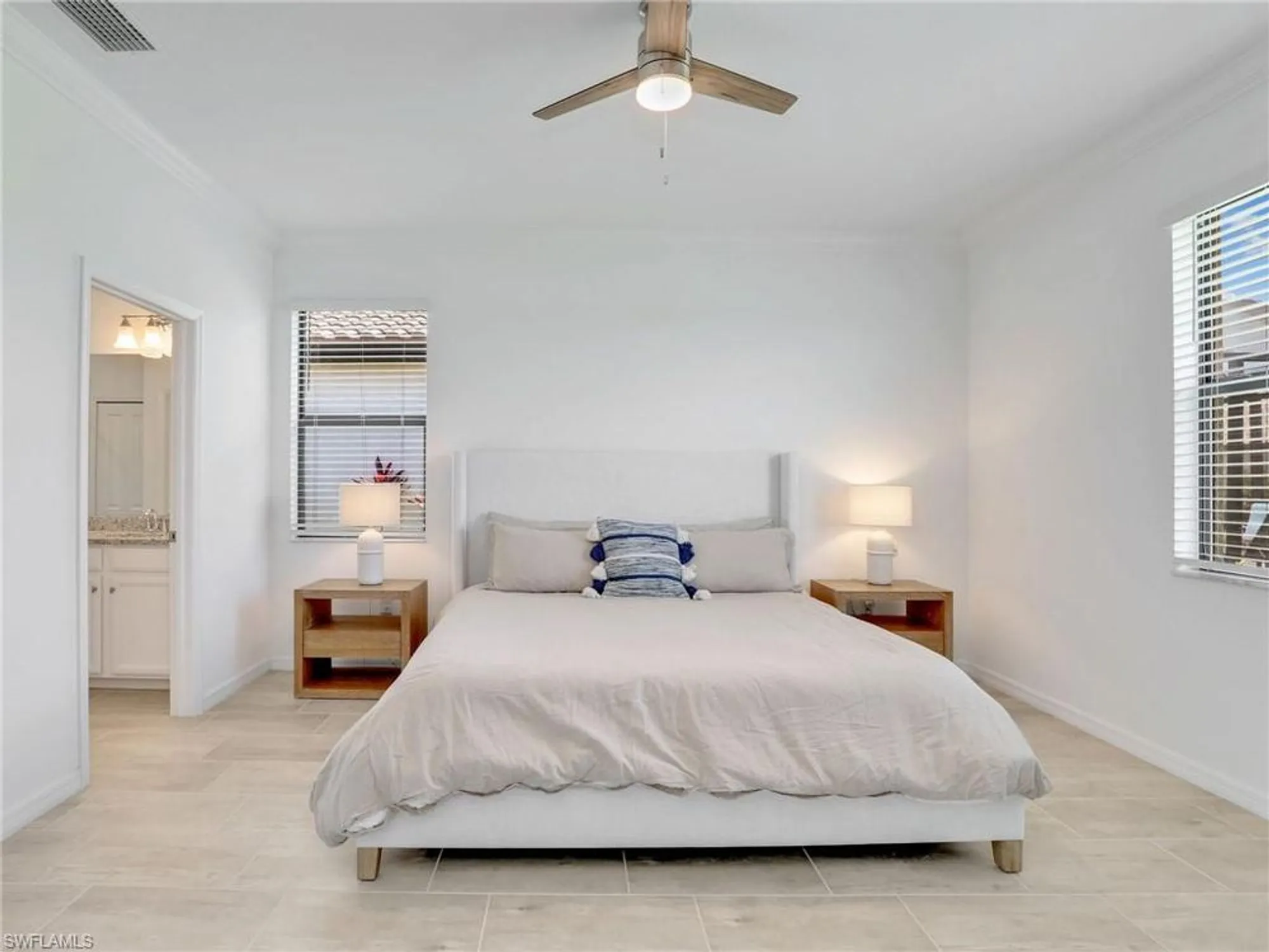 Property Slideshow image 16 of 50 | 11512 shady palm way, Fort Myers, FL, 33913