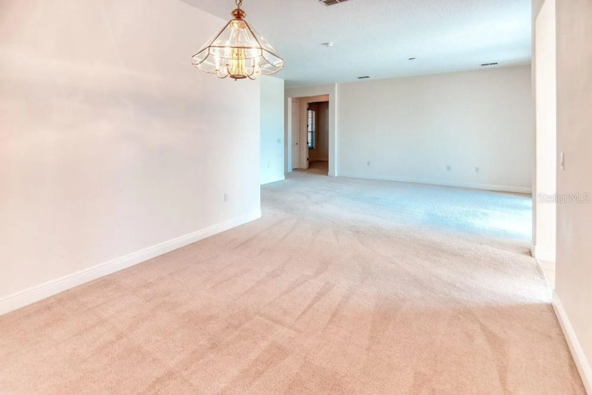 Property Slideshow image 10 of 34 | 307 monterey st, Poinciana, FL, 34759