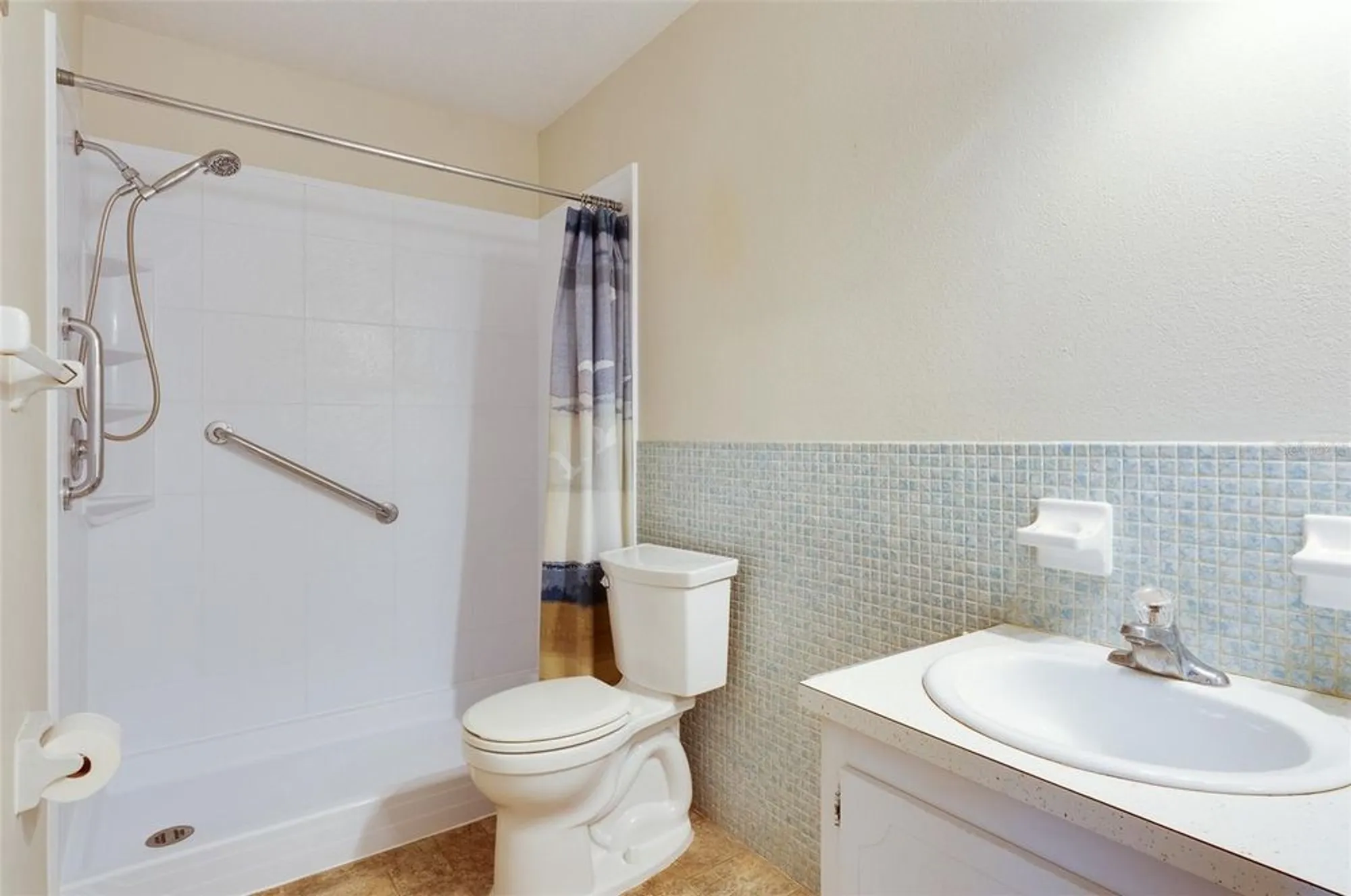Property Slideshow image 13 of 30 | 3010 59th st 303, Gulfport, FL, 33707