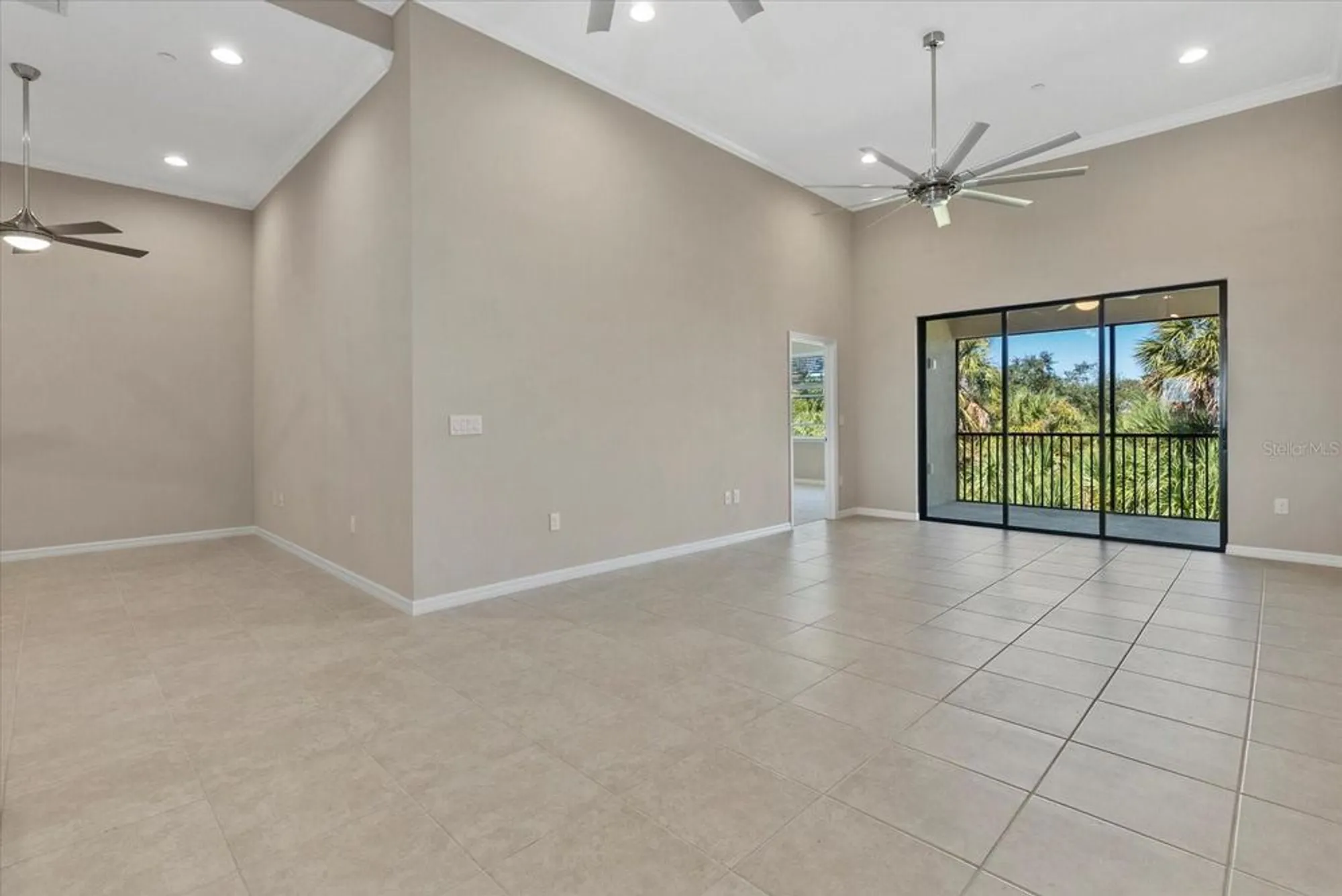 Property Slideshow image 9 of 47 | 12401 osorio ct 203, Sarasota, FL, 34238